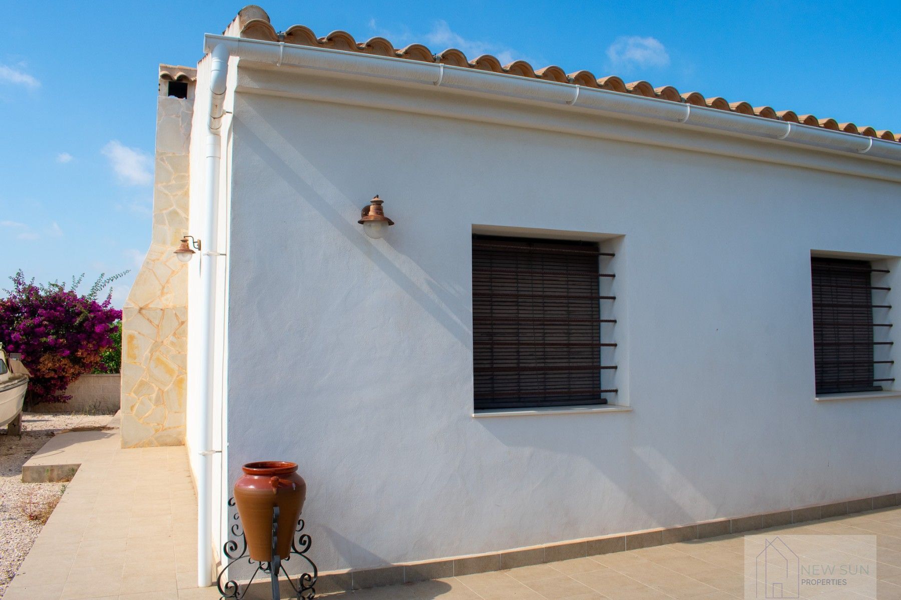 For sale of villa in Guardamar del Segura