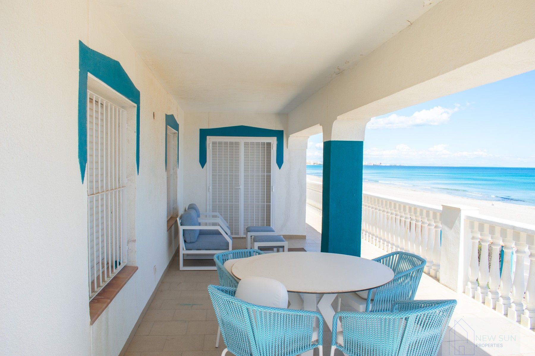 For sale of villa in La Manga del Mar Menor