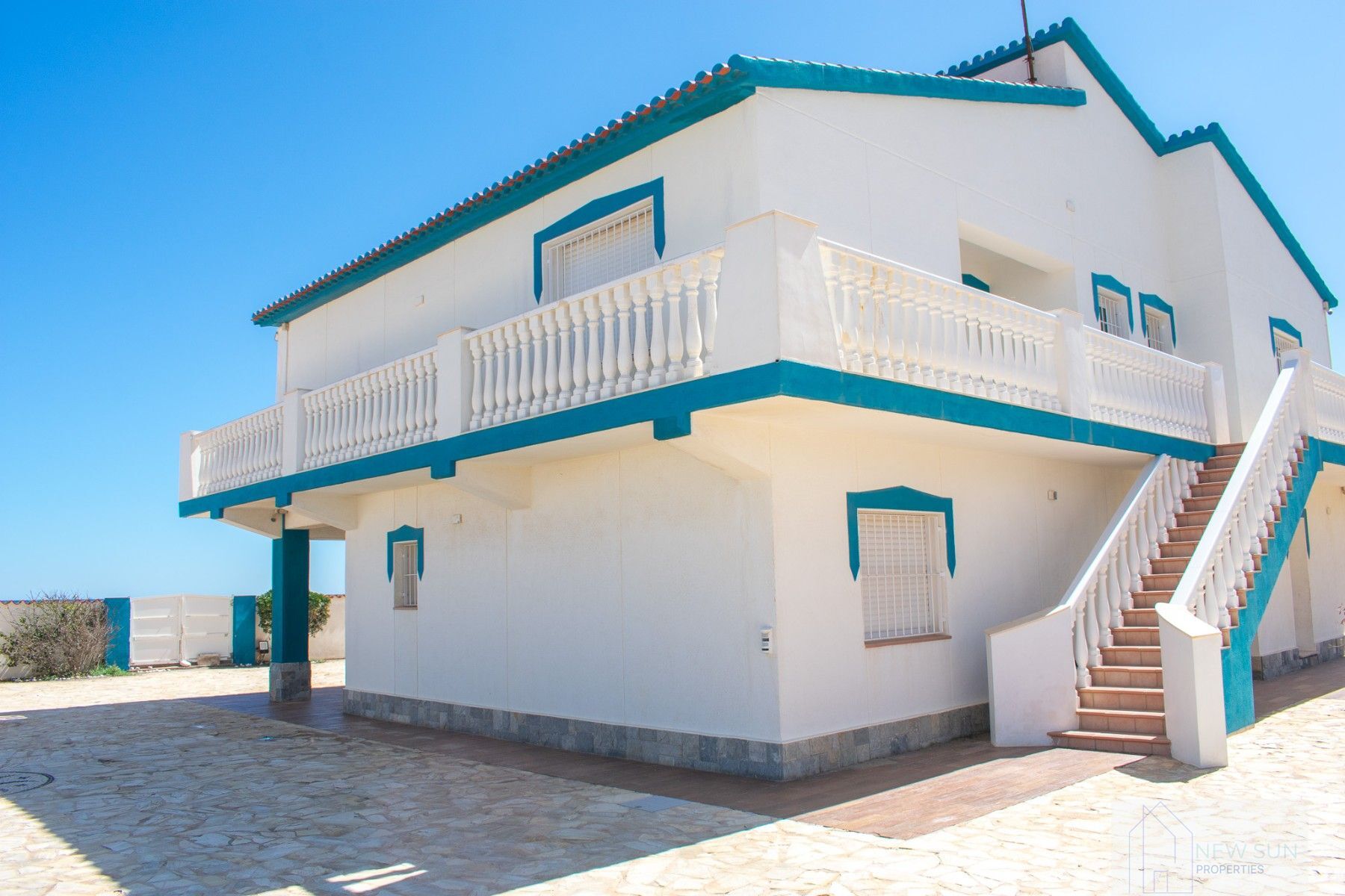 For sale of villa in La Manga del Mar Menor