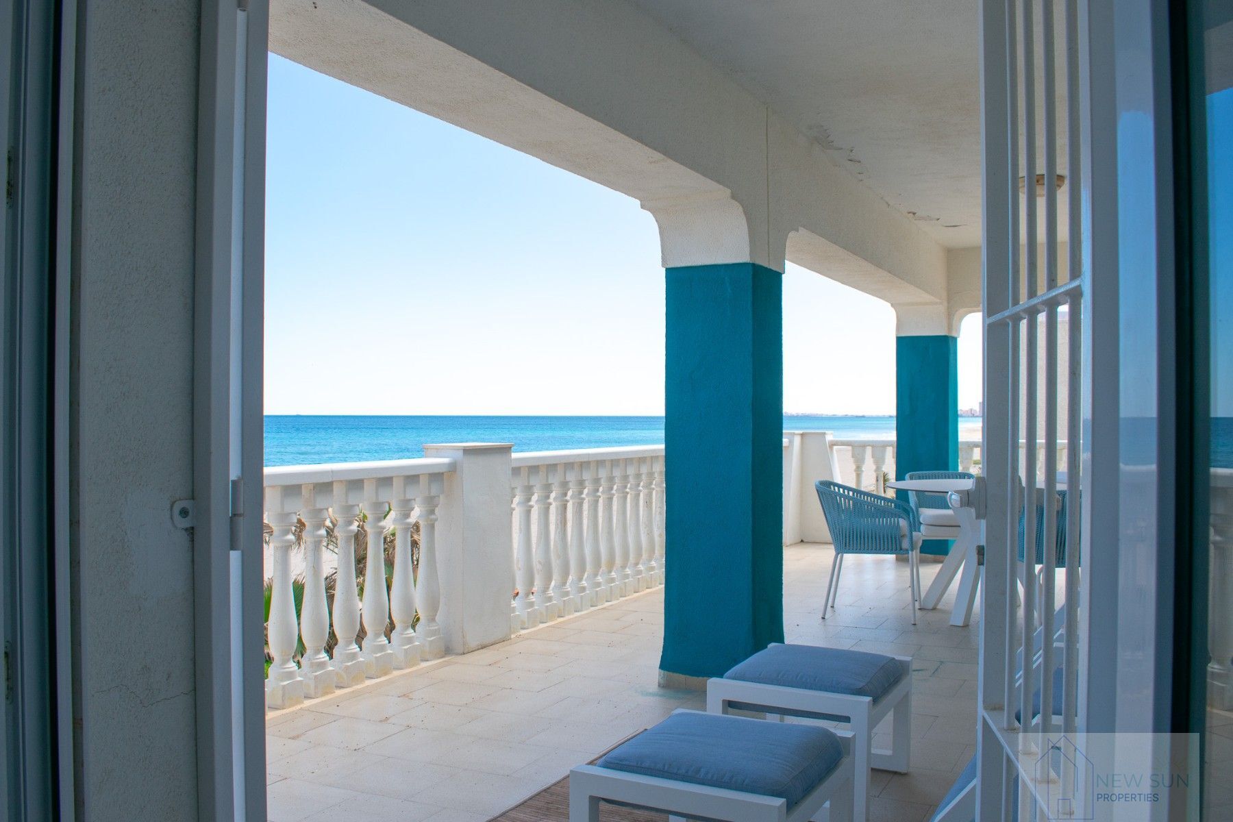 For sale of villa in La Manga del Mar Menor