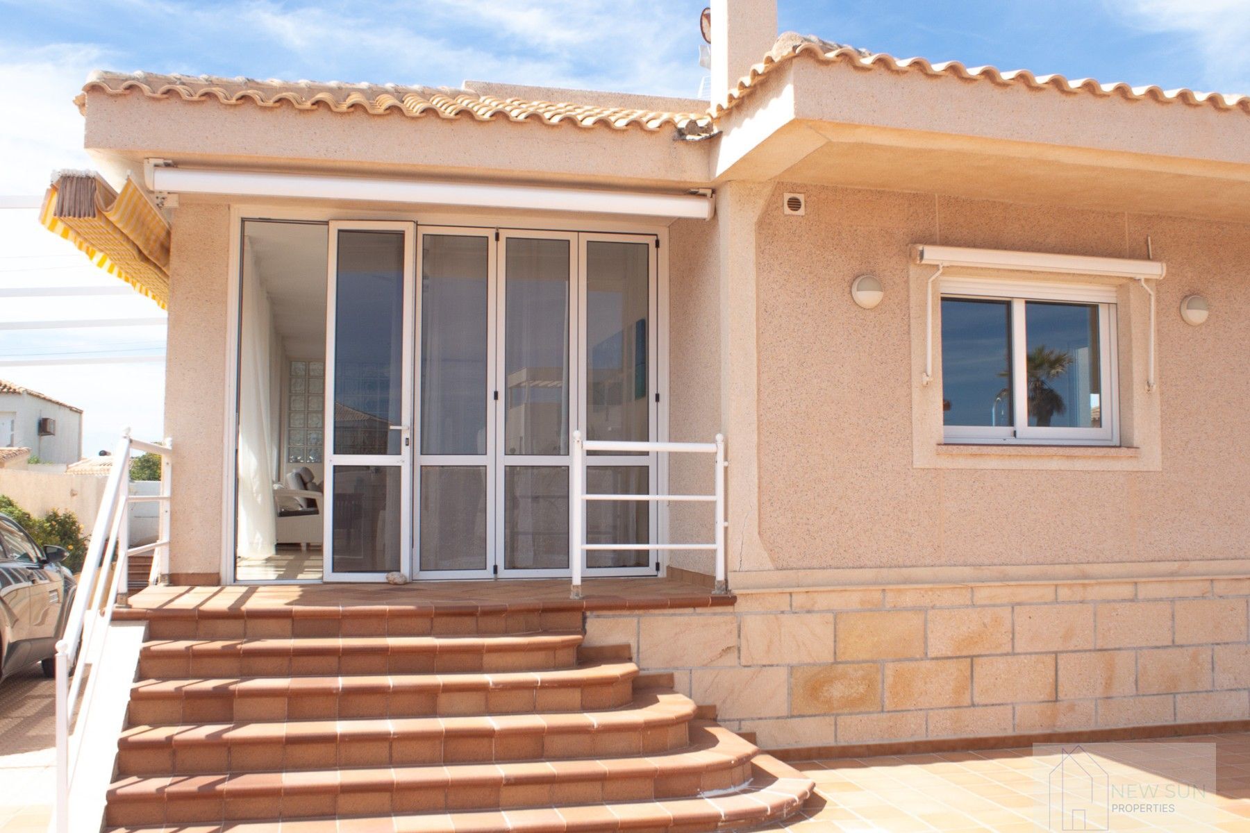 For sale of villa in La Manga del Mar Menor
