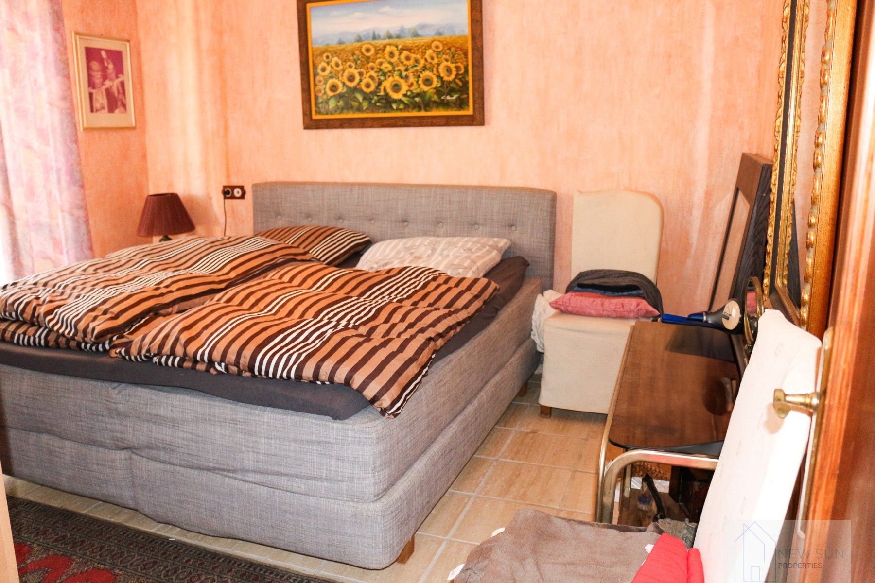 For sale of villa in LOS URRUTIAS