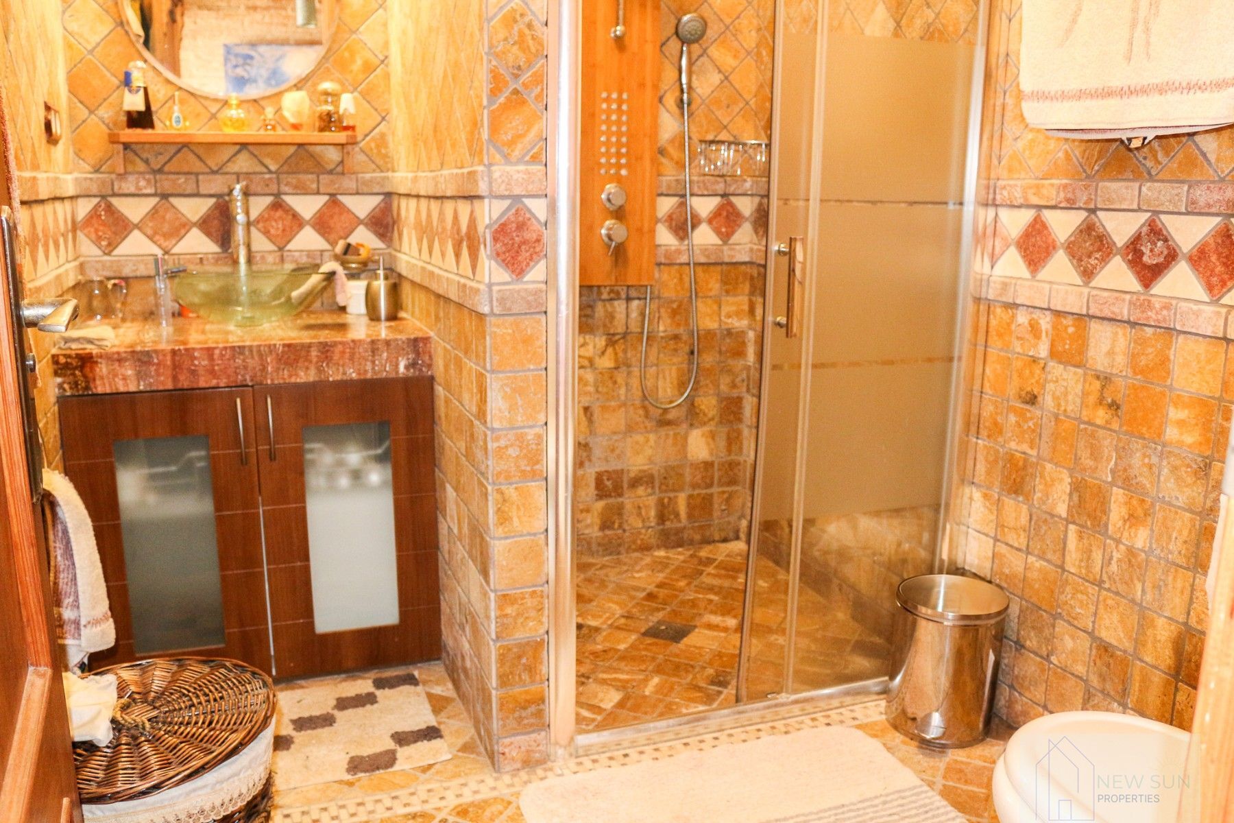 For sale of villa in LOS URRUTIAS