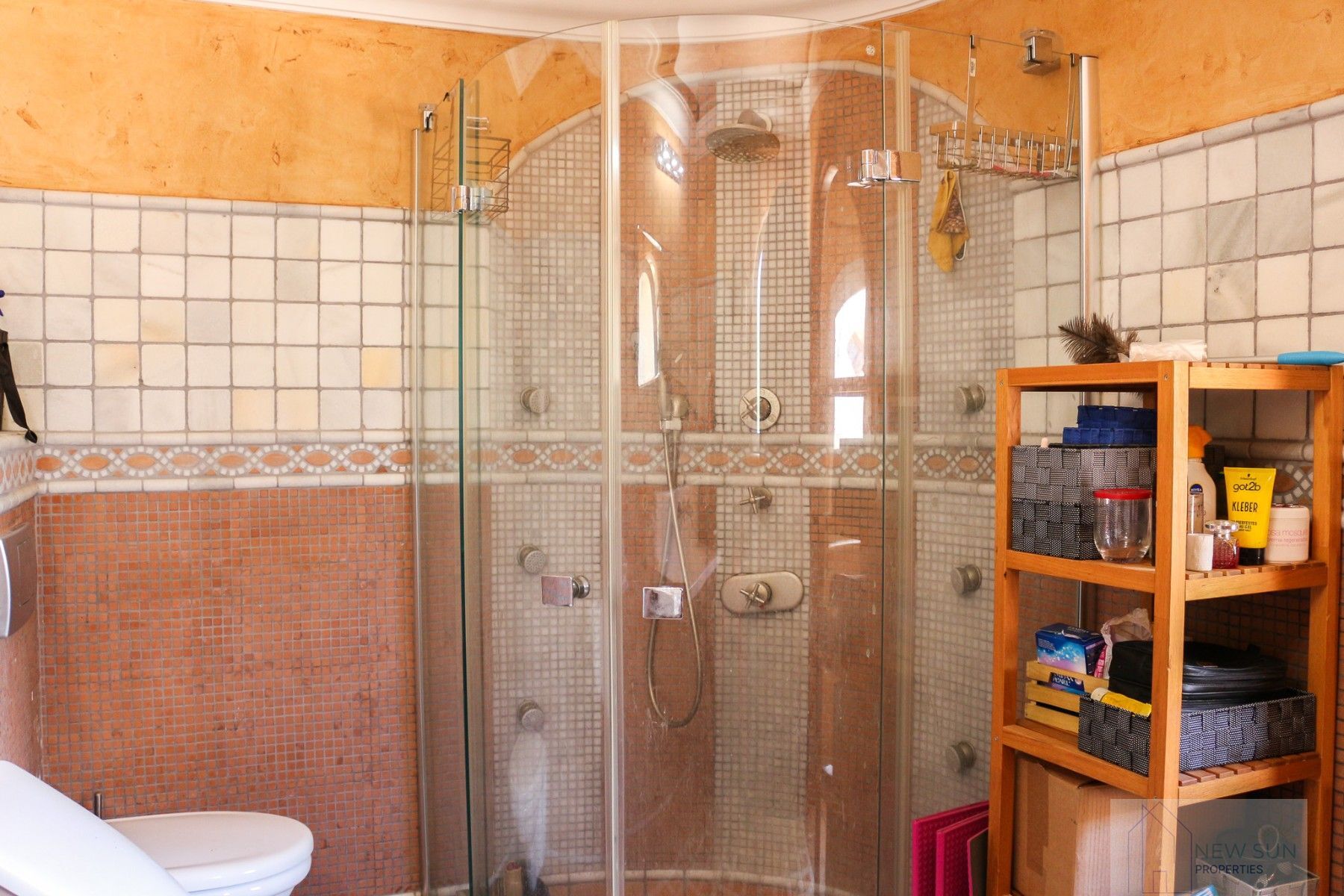 For sale of villa in LOS URRUTIAS