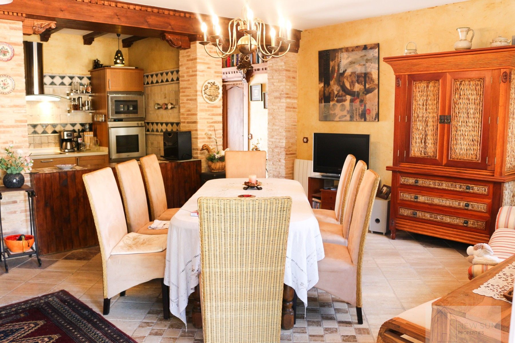 For sale of villa in LOS URRUTIAS