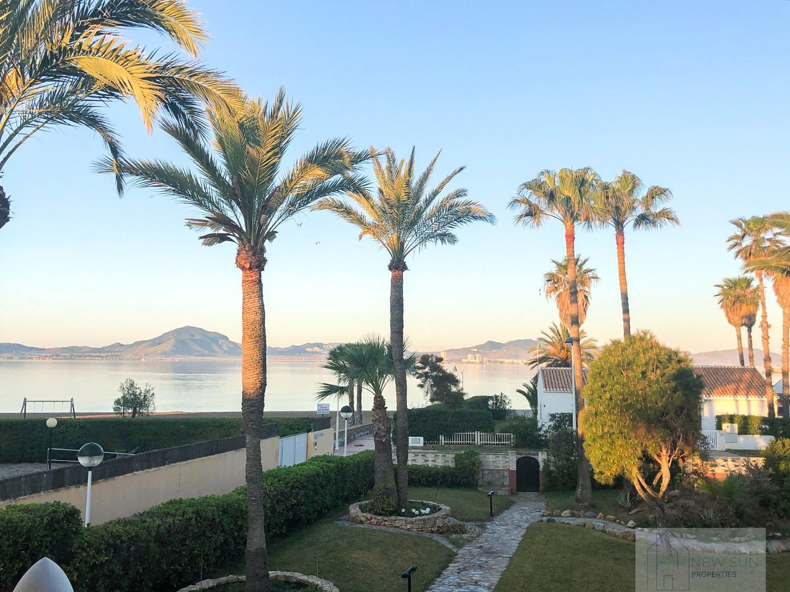 For sale of villa in La Manga del Mar Menor