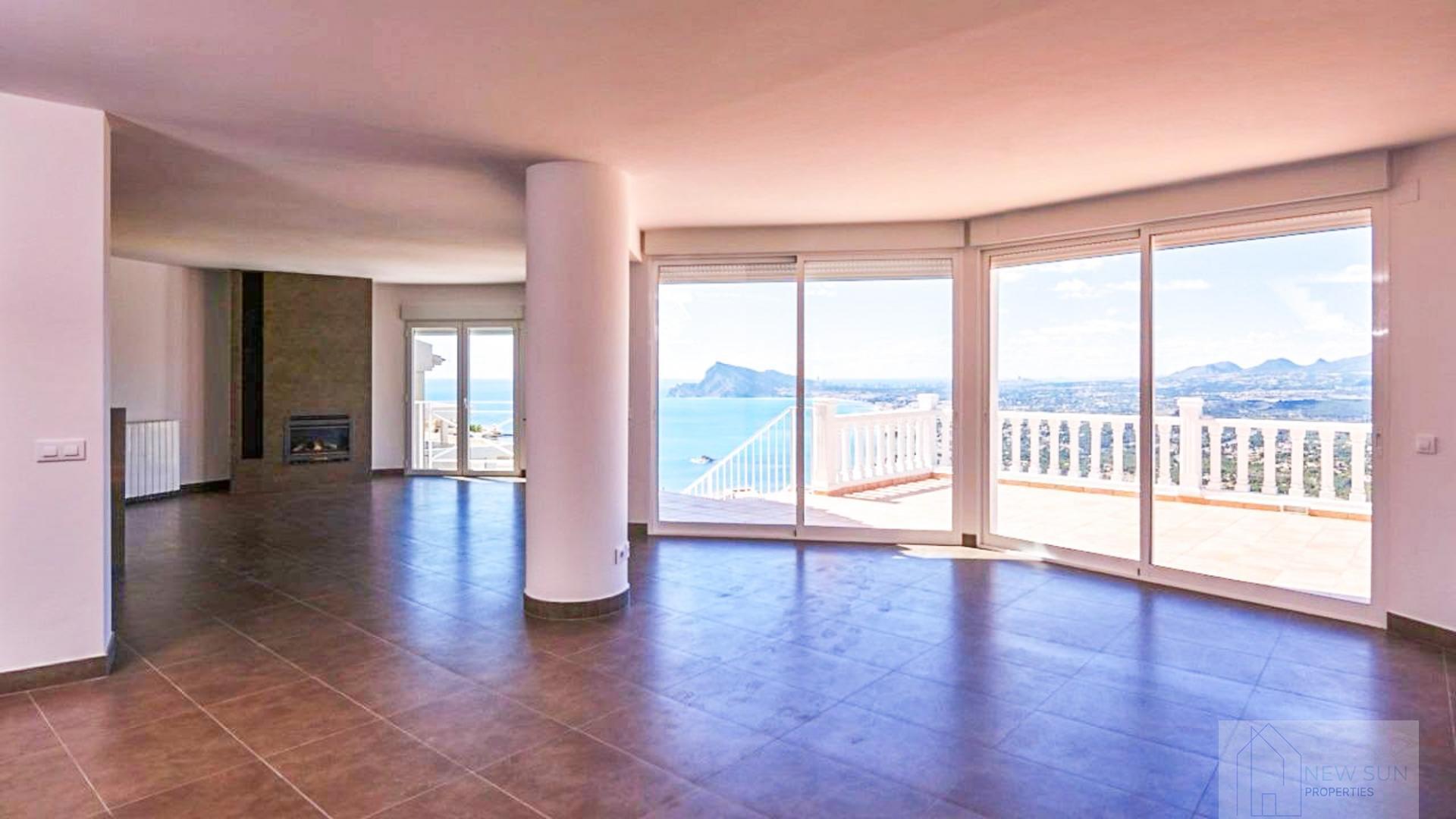 For sale of villa in Altea