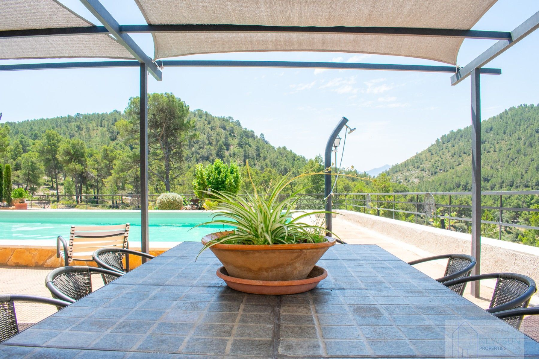 For sale of villa in Onil