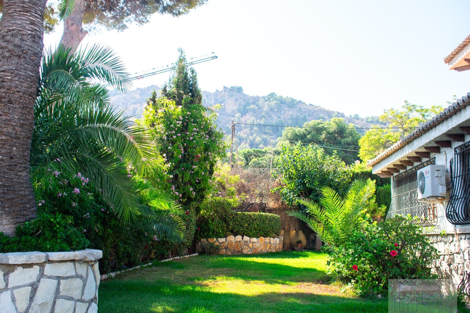 For sale of villa in Alicante