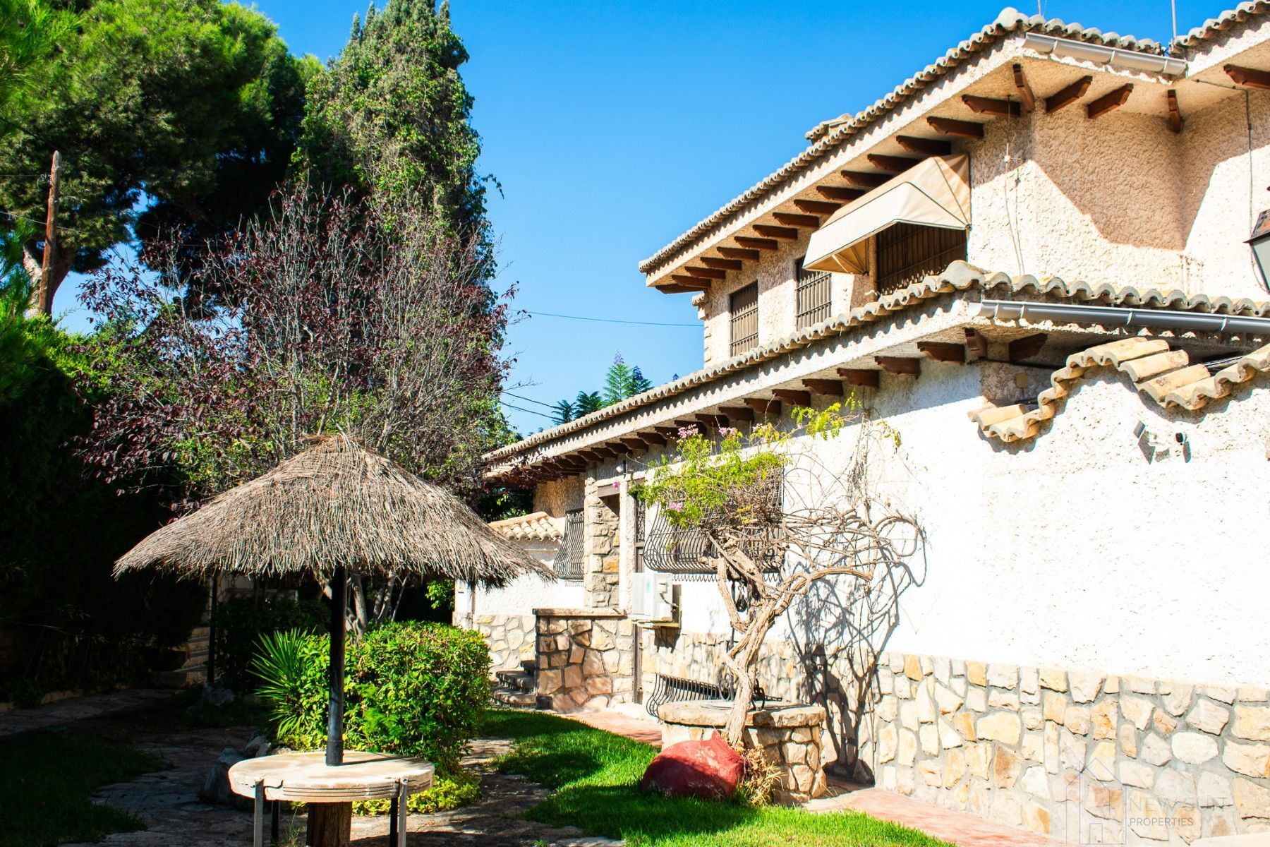 For sale of villa in Alicante