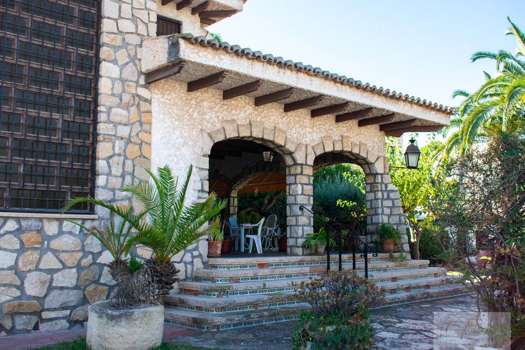 For sale of villa in Alicante