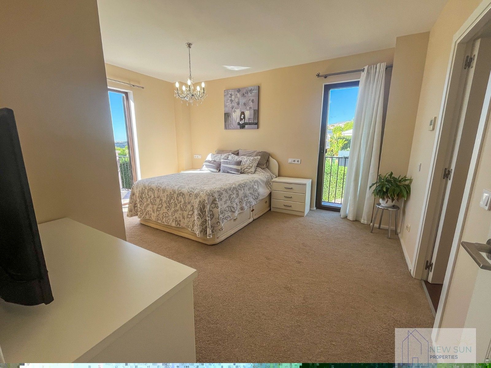 For sale of villa in Finestrat