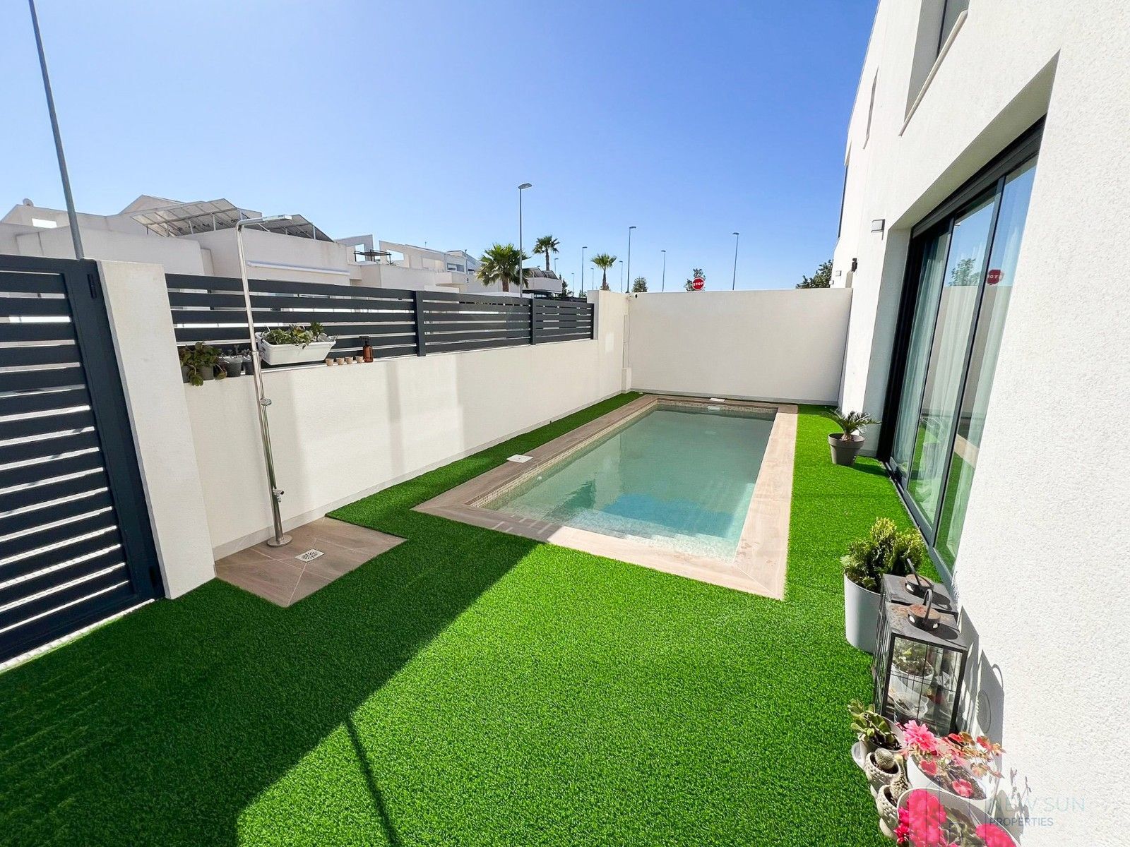 For sale of villa in Benijofar