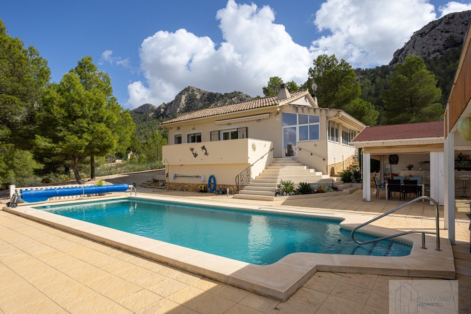 For sale of villa in Jumilla