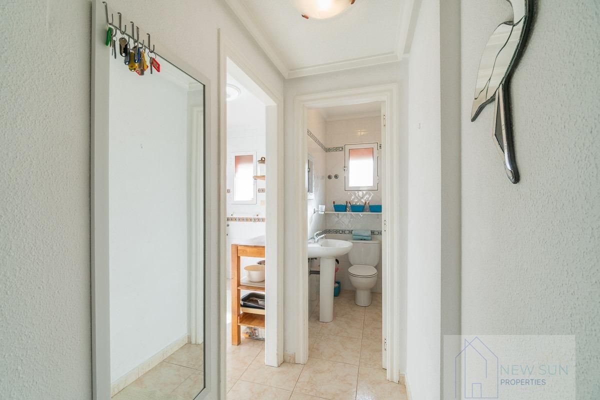 For sale of house in Orihuela Costa