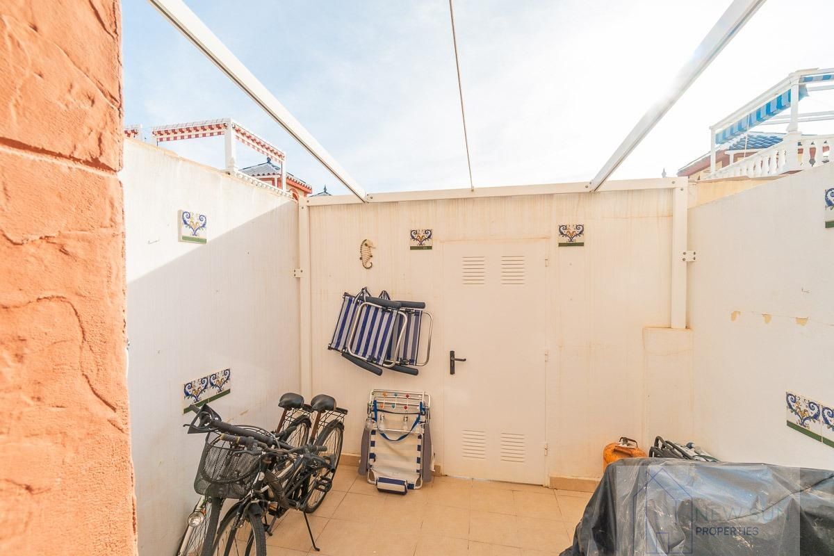 For sale of house in Orihuela Costa