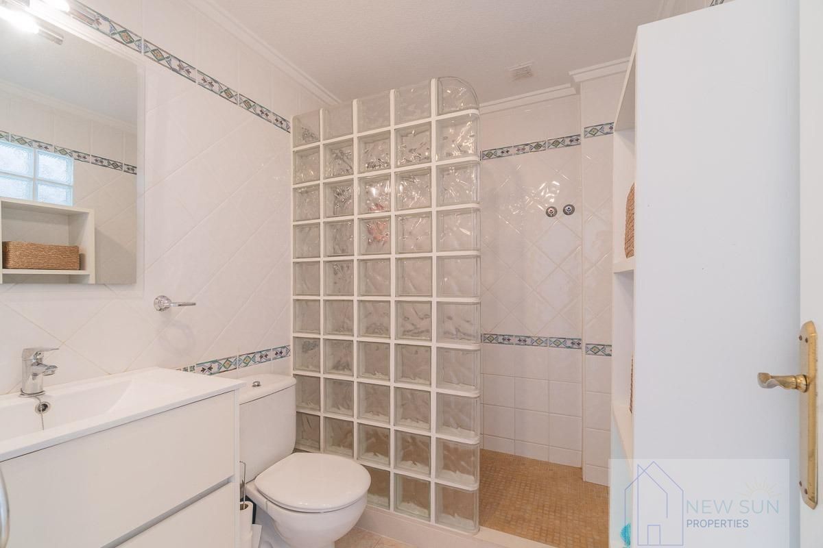 For sale of house in Orihuela Costa