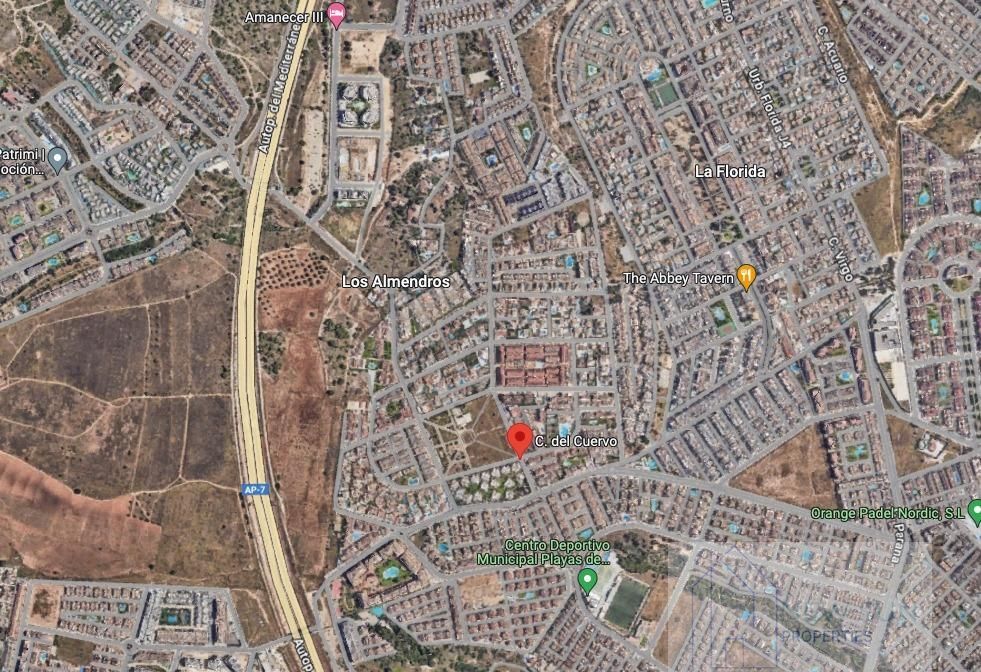 For sale of land in Orihuela Costa