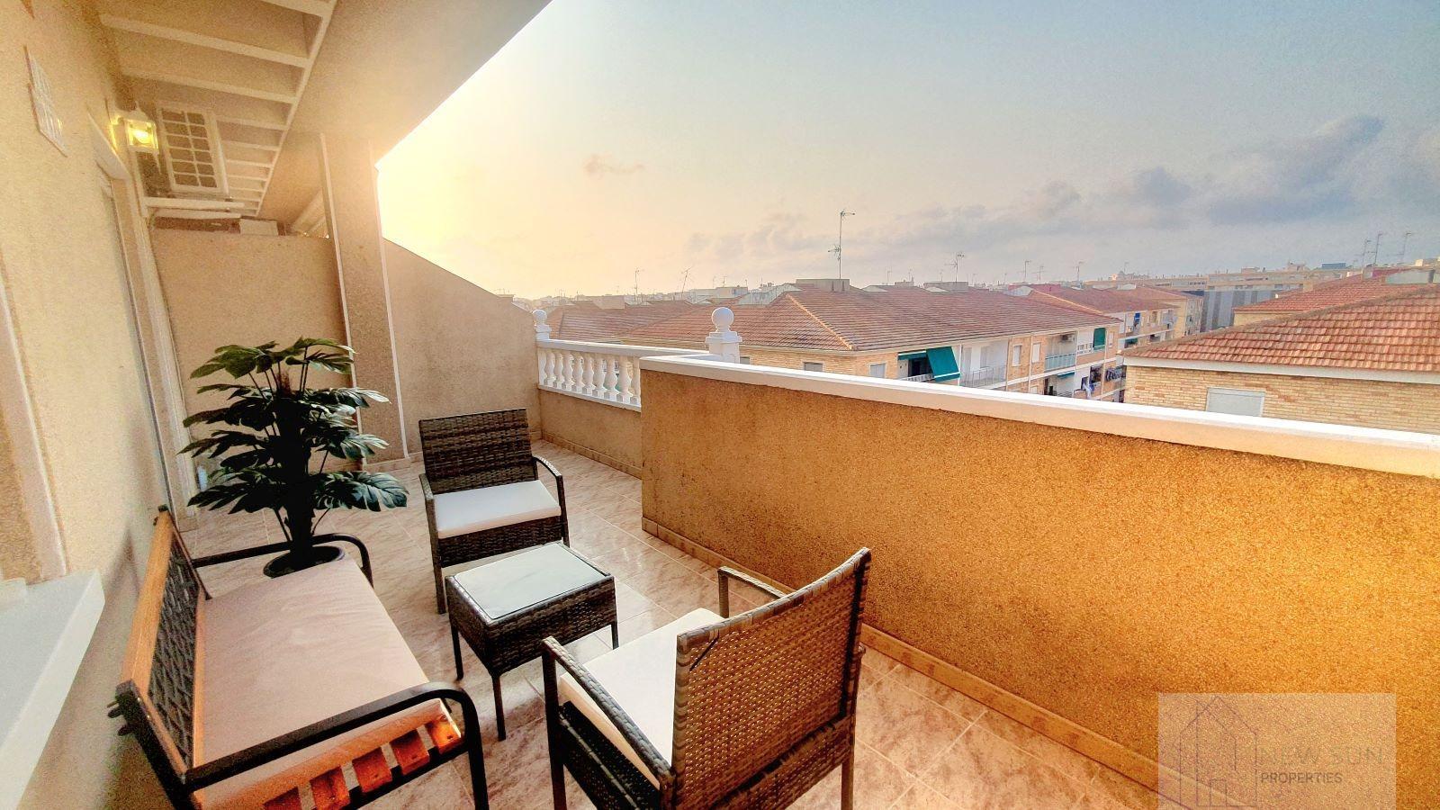 For sale of penthouse in Torrevieja