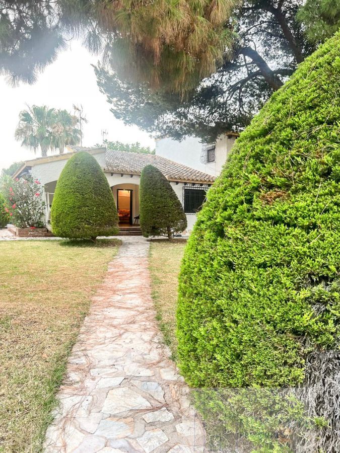 Venta de villa en Orihuela Costa