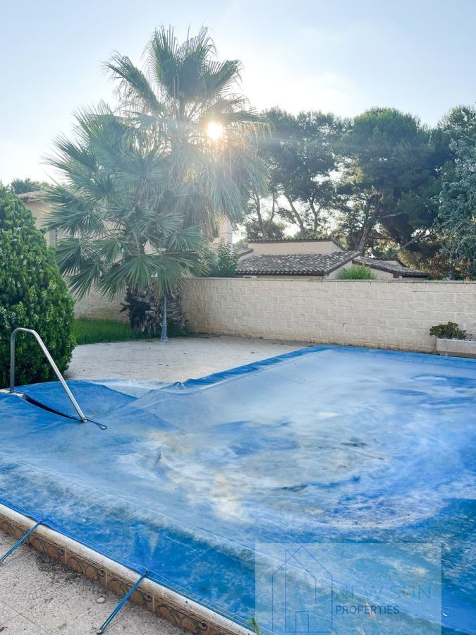Venta de villa en Orihuela Costa