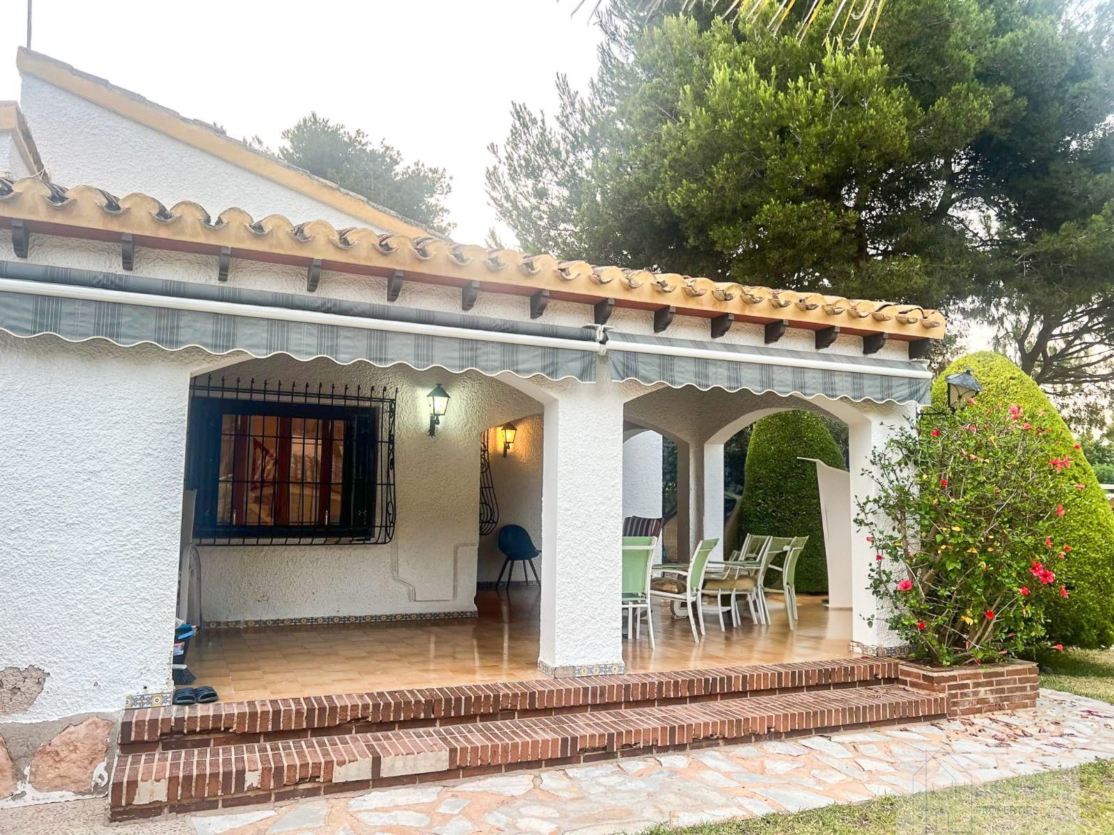 Venta de villa en Orihuela Costa