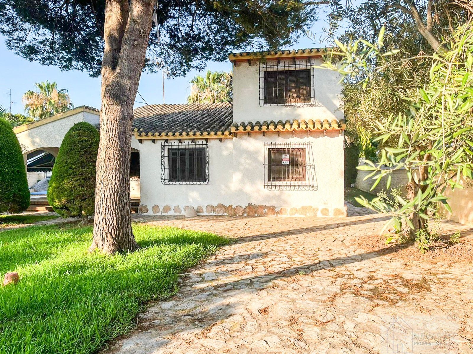 Venta de villa en Orihuela Costa