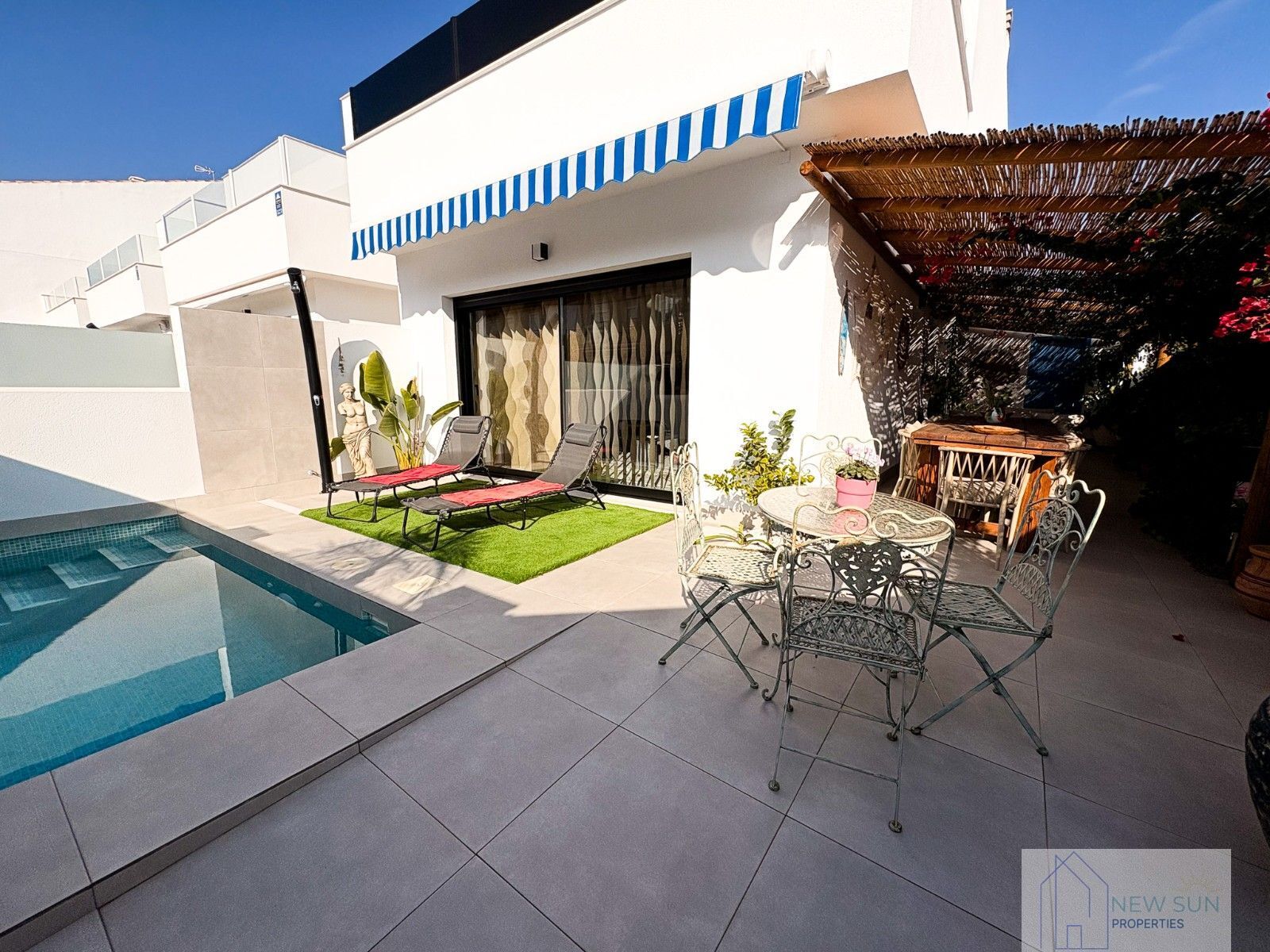 Venta de villa en San Pedro del Pinatar
