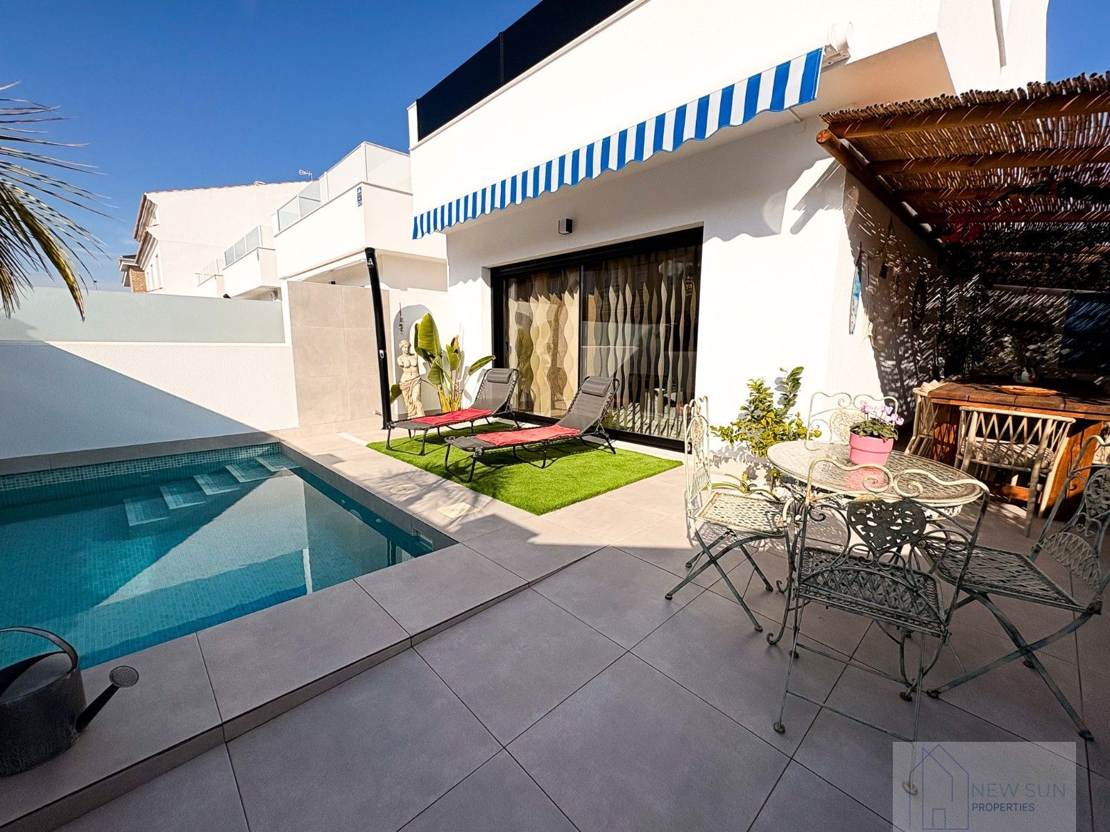 Venta de villa en San Pedro del Pinatar