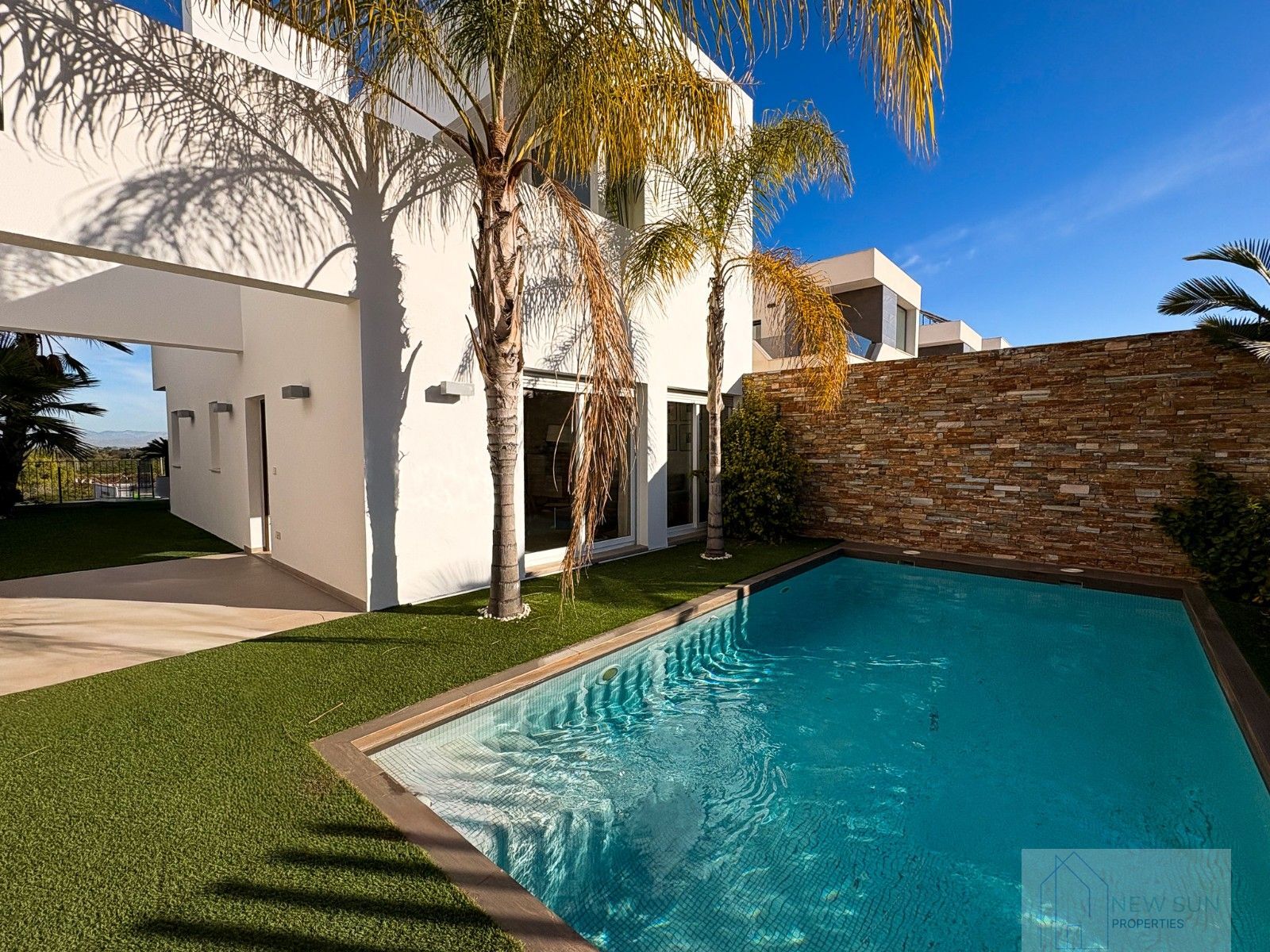 Venta de villa en Rojales