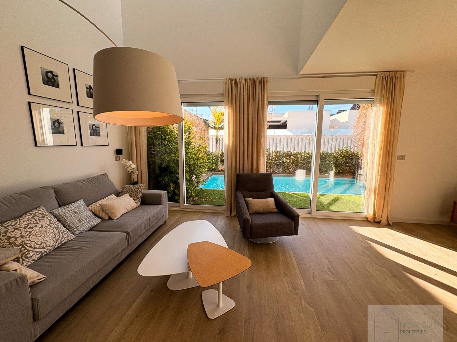 Venta de villa en Rojales