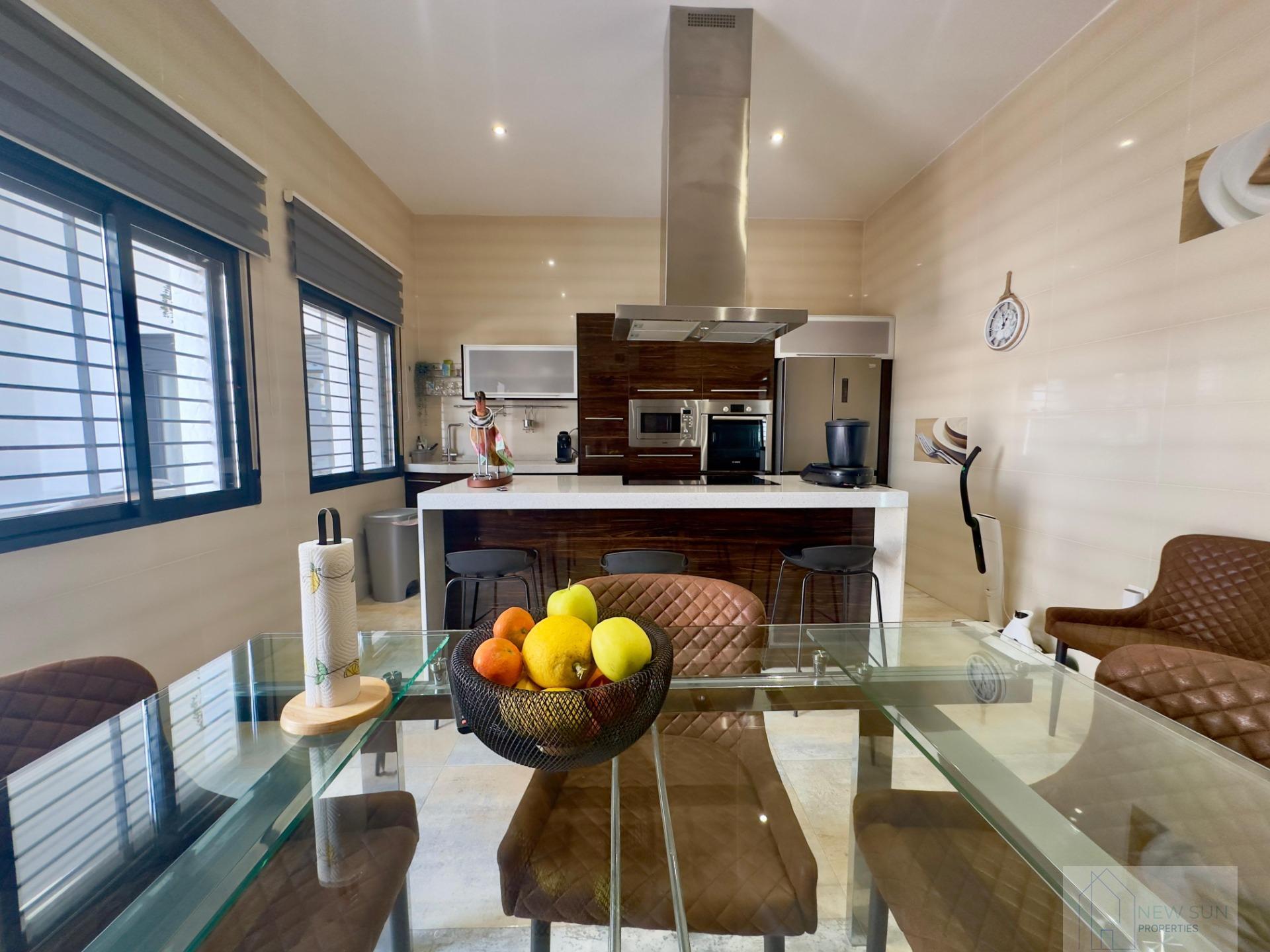 Venta de villa en Pilar de la Horadada