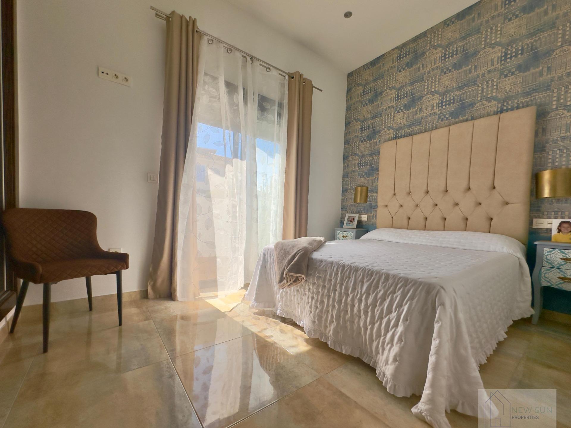 Venta de villa en Pilar de la Horadada
