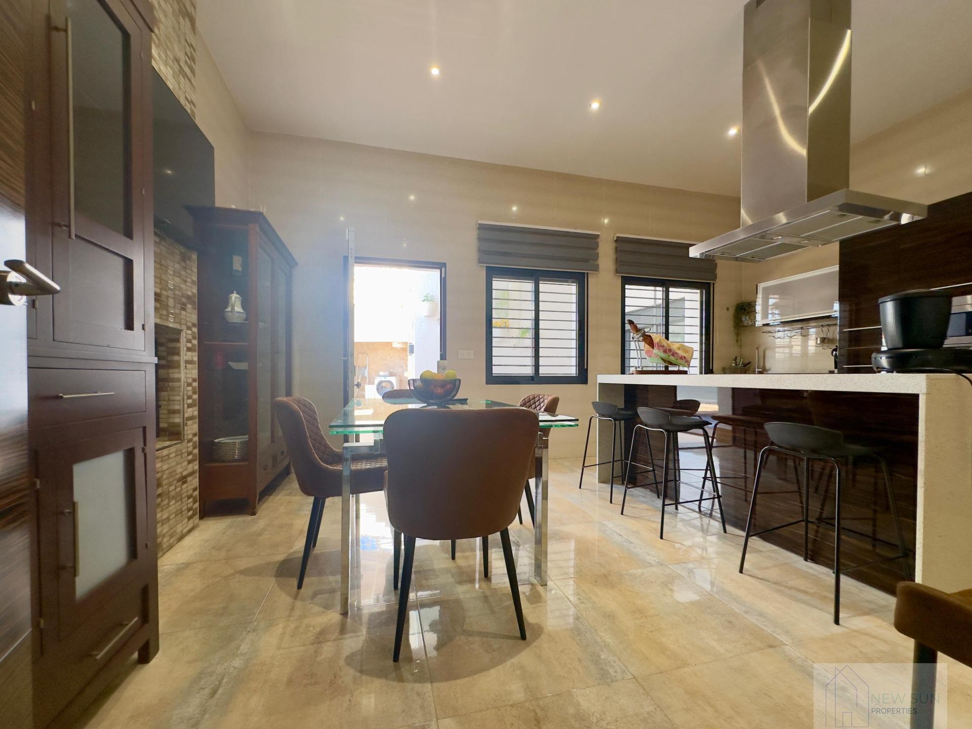 Venta de villa en Pilar de la Horadada