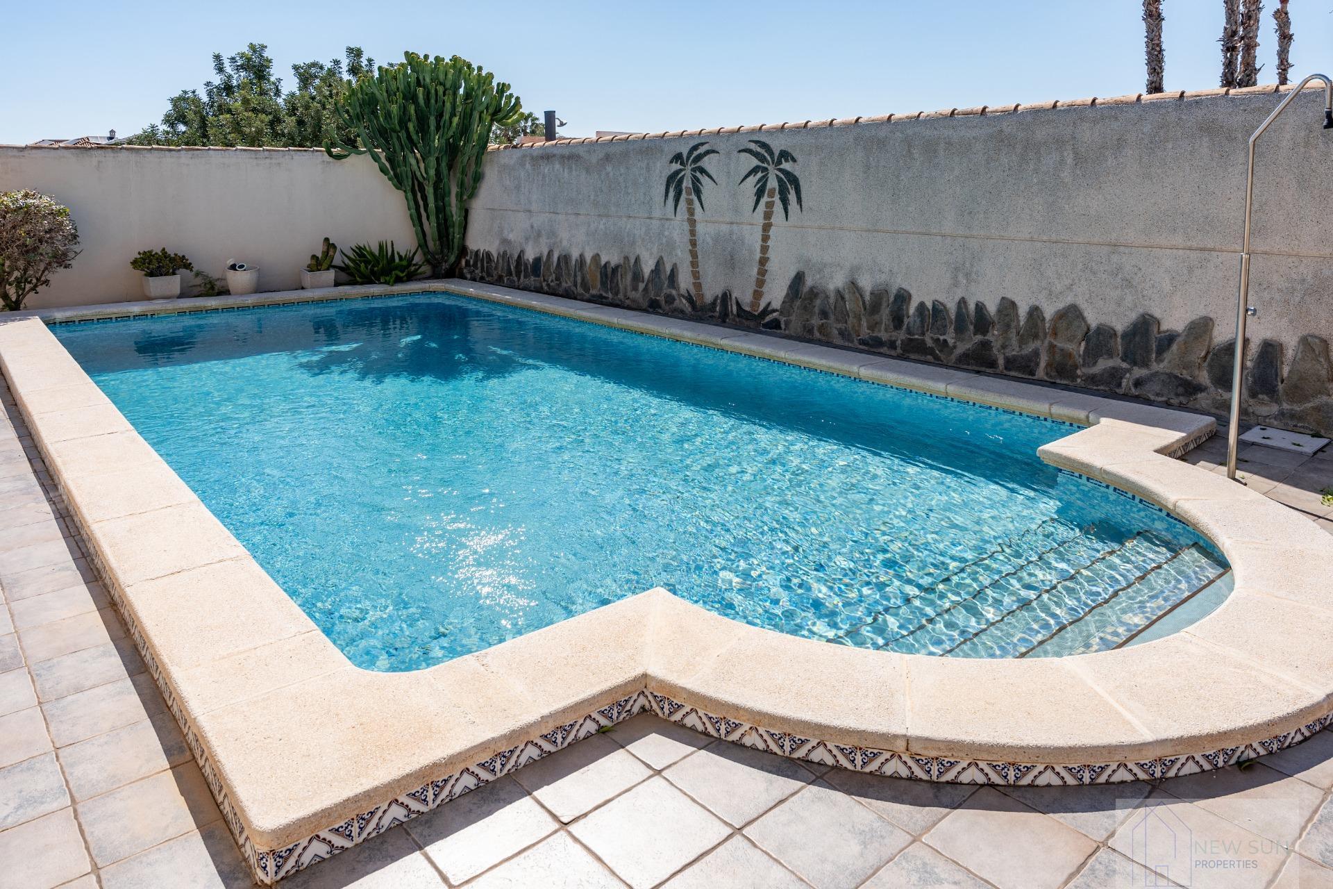 Venta de villa en Orihuela Costa