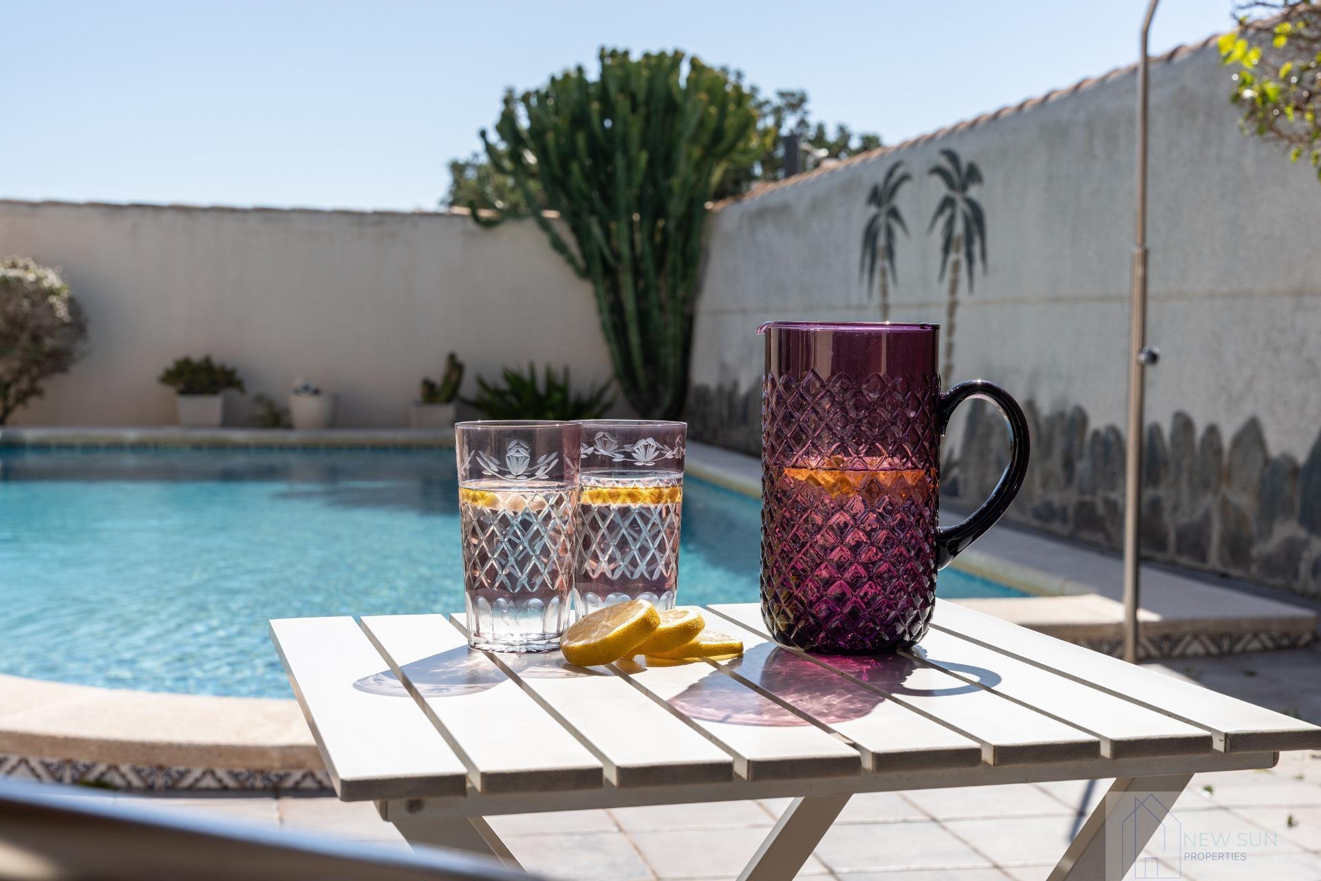 Venta de villa en Orihuela Costa