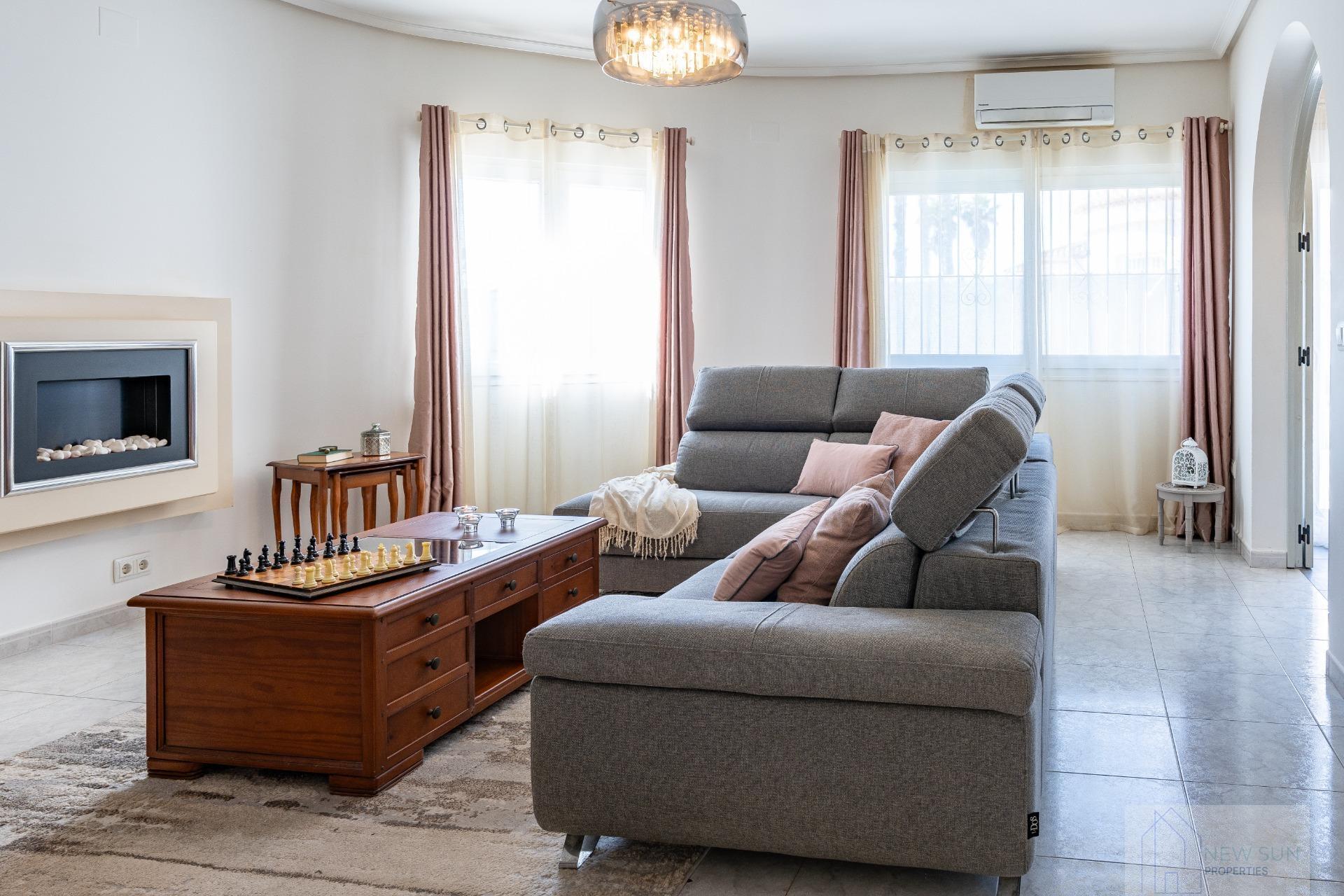 Venta de villa en Orihuela Costa