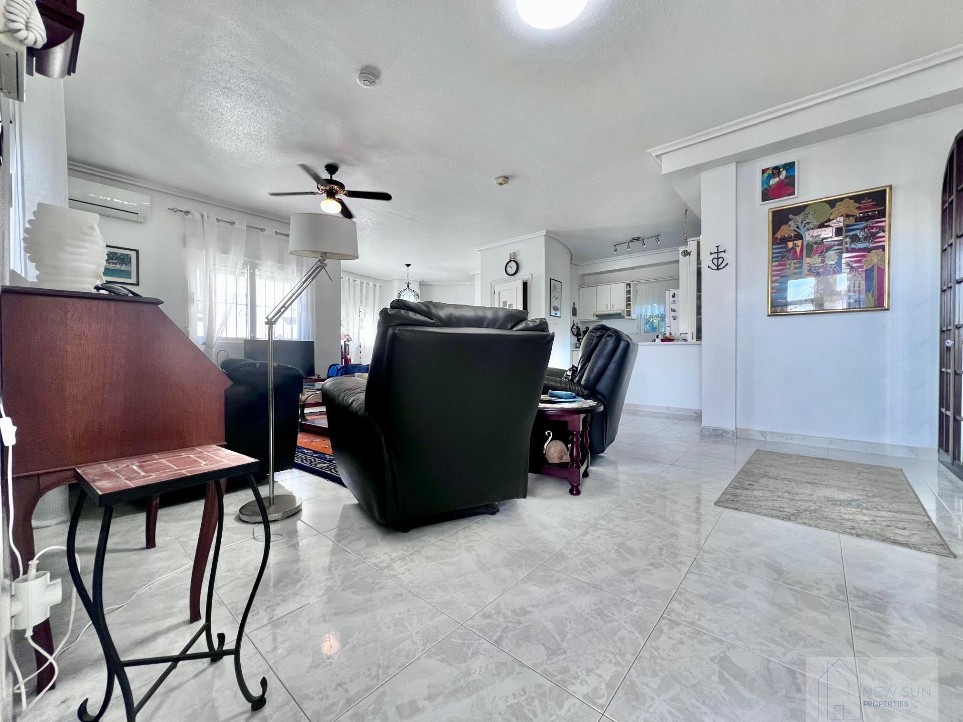 Venta de villa en Orihuela Costa