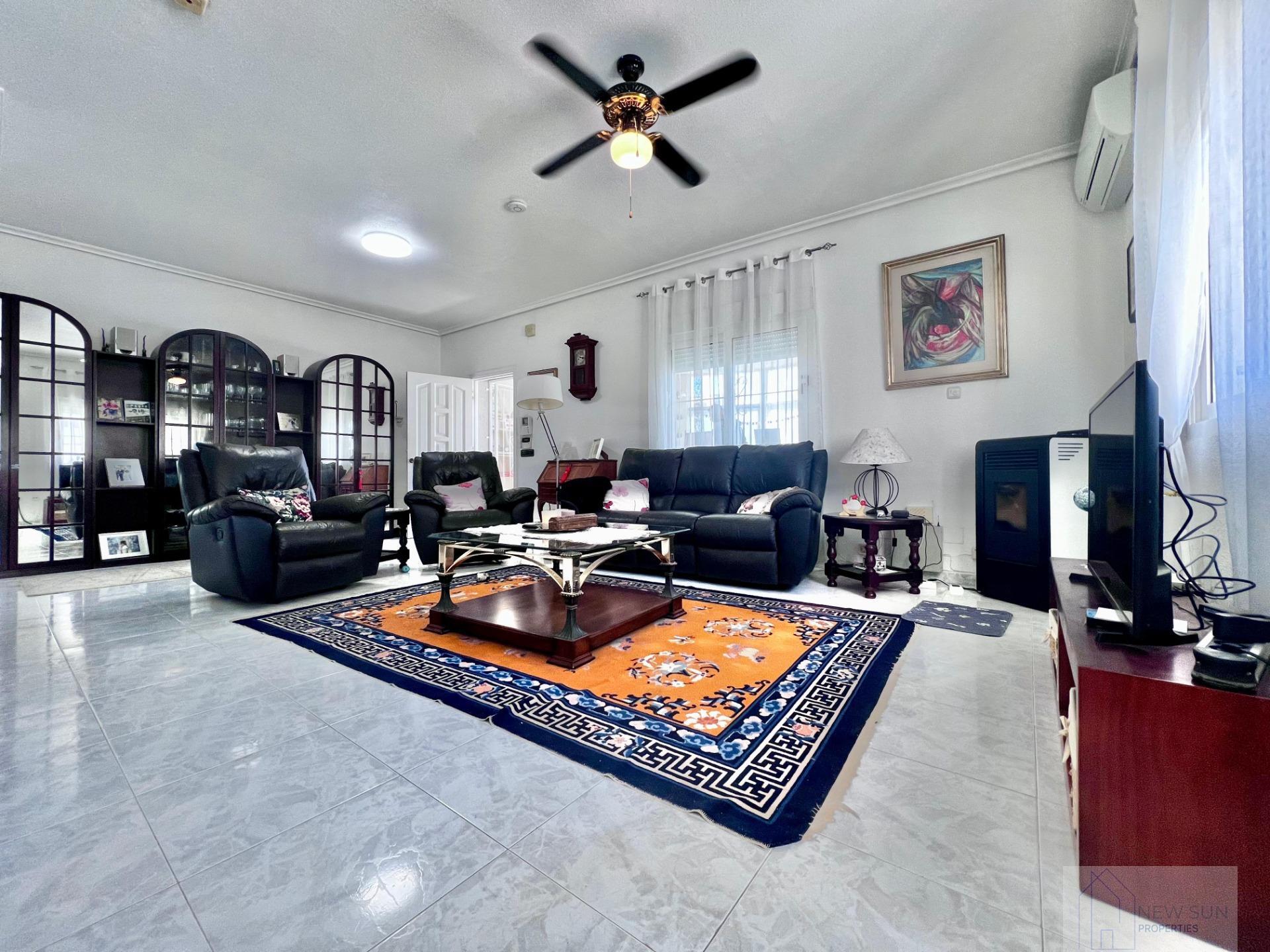 Venta de villa en Orihuela Costa