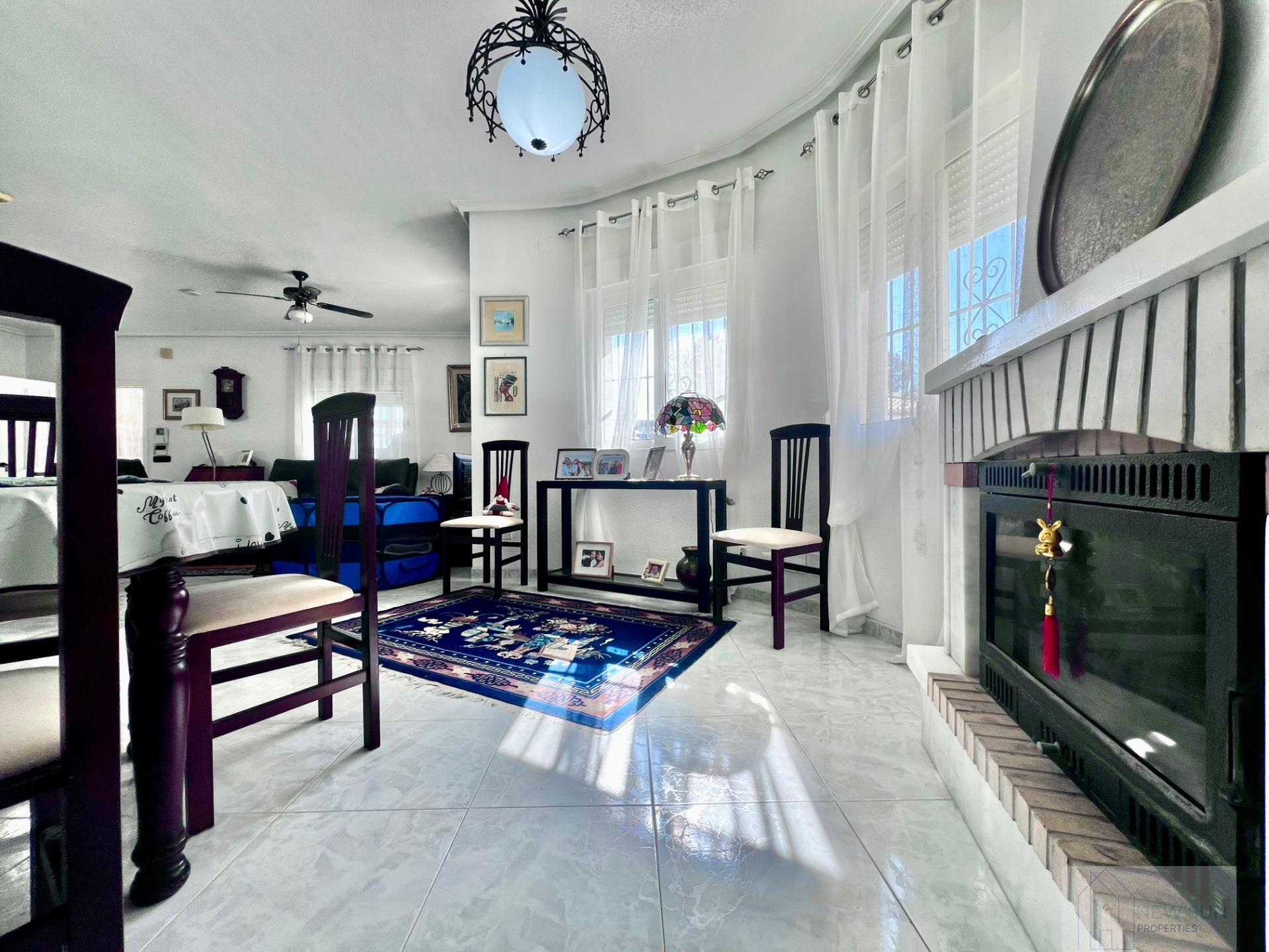 Venta de villa en Orihuela Costa