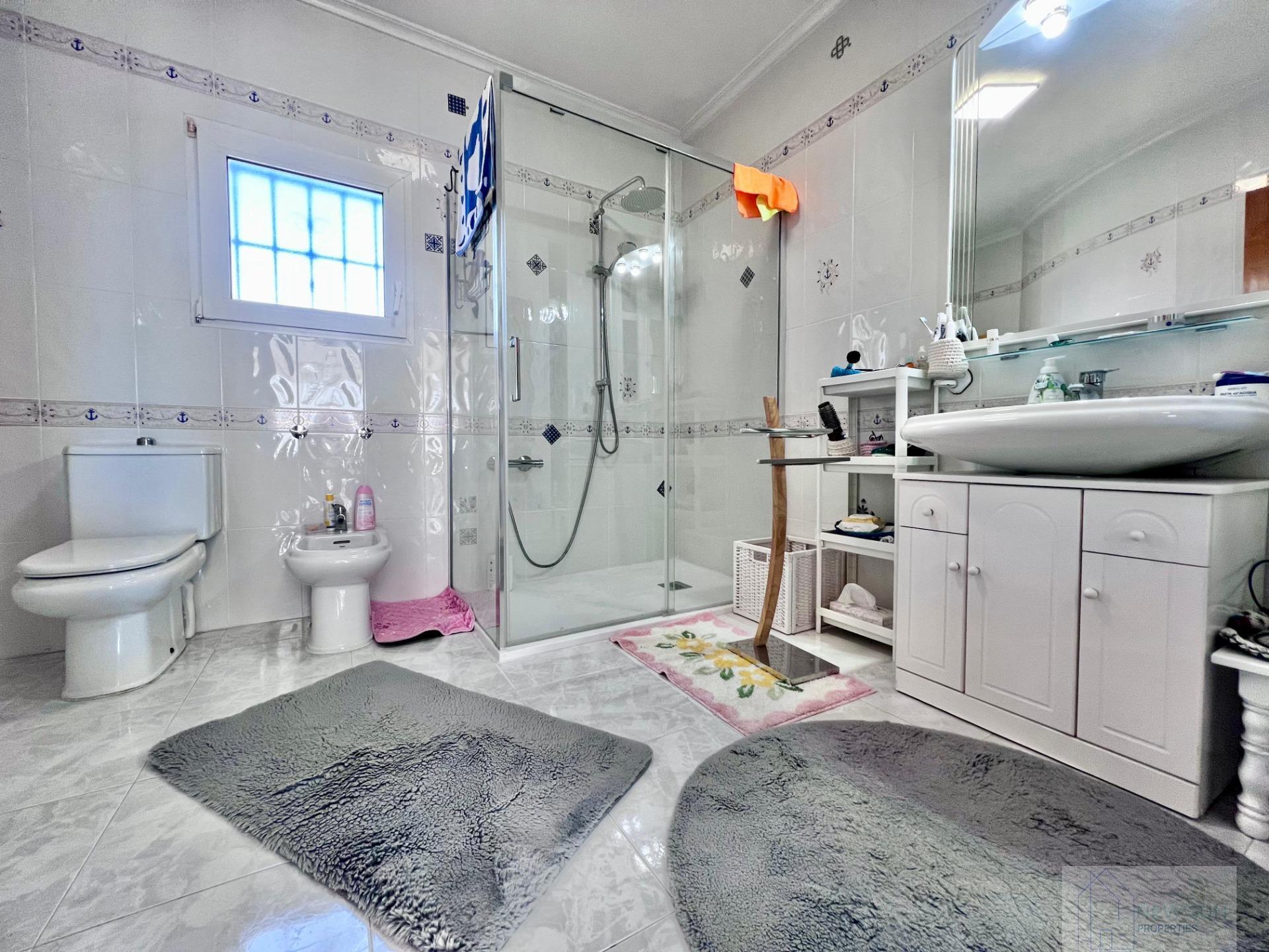 Venta de villa en Orihuela Costa
