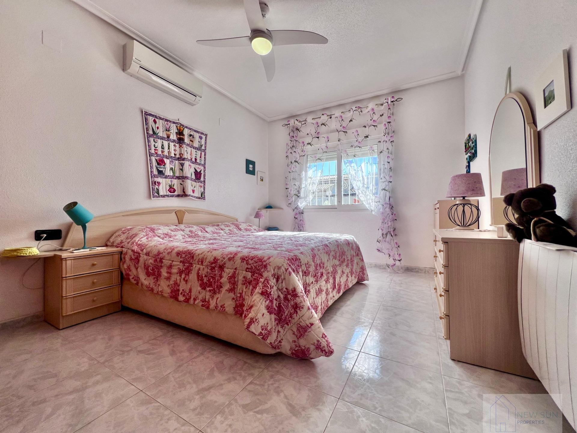 Venta de villa en Orihuela Costa