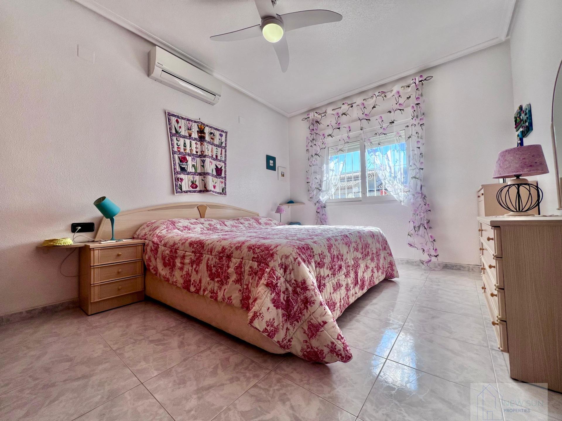 Venta de villa en Orihuela Costa