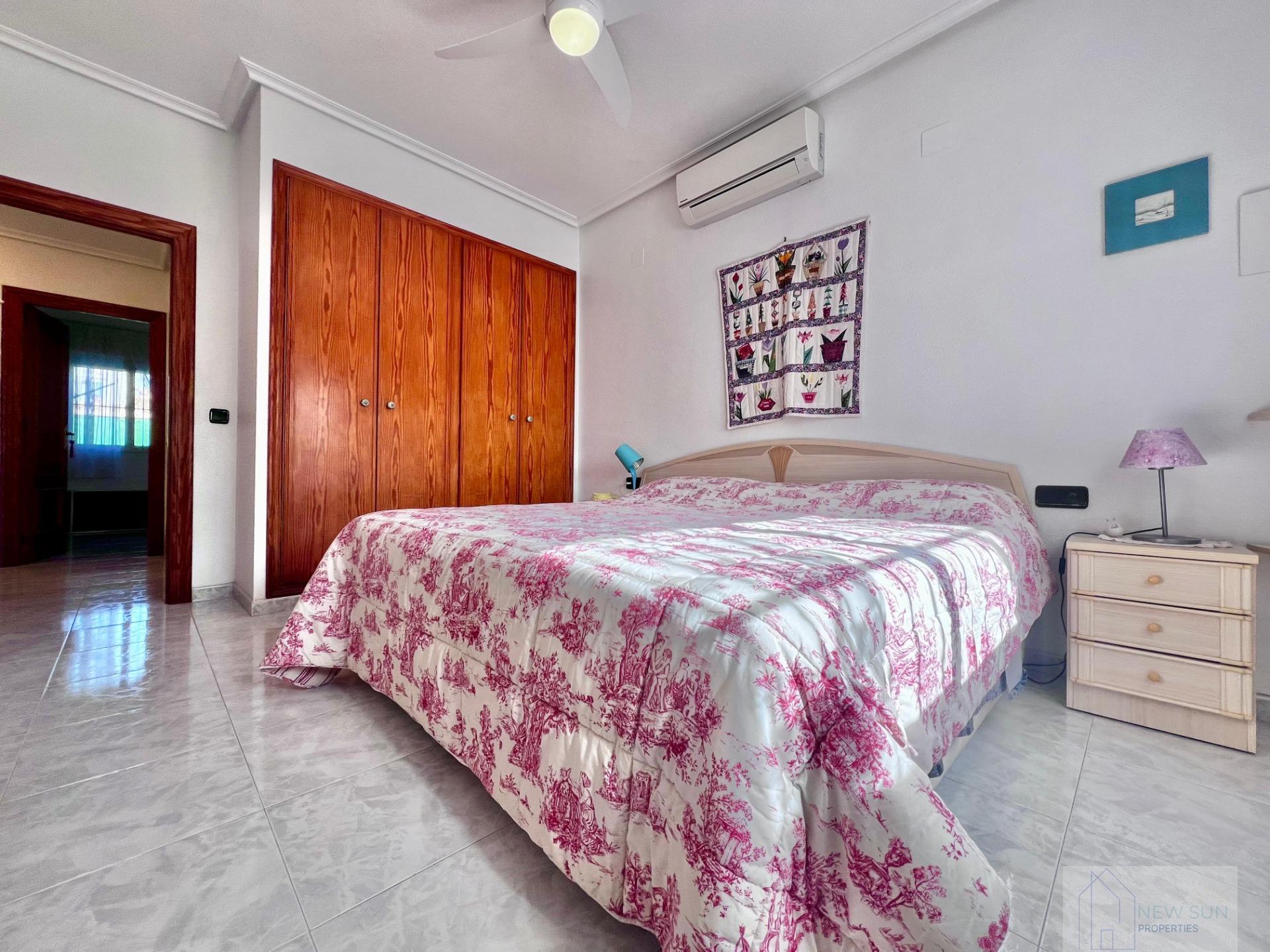 Venta de villa en Orihuela Costa
