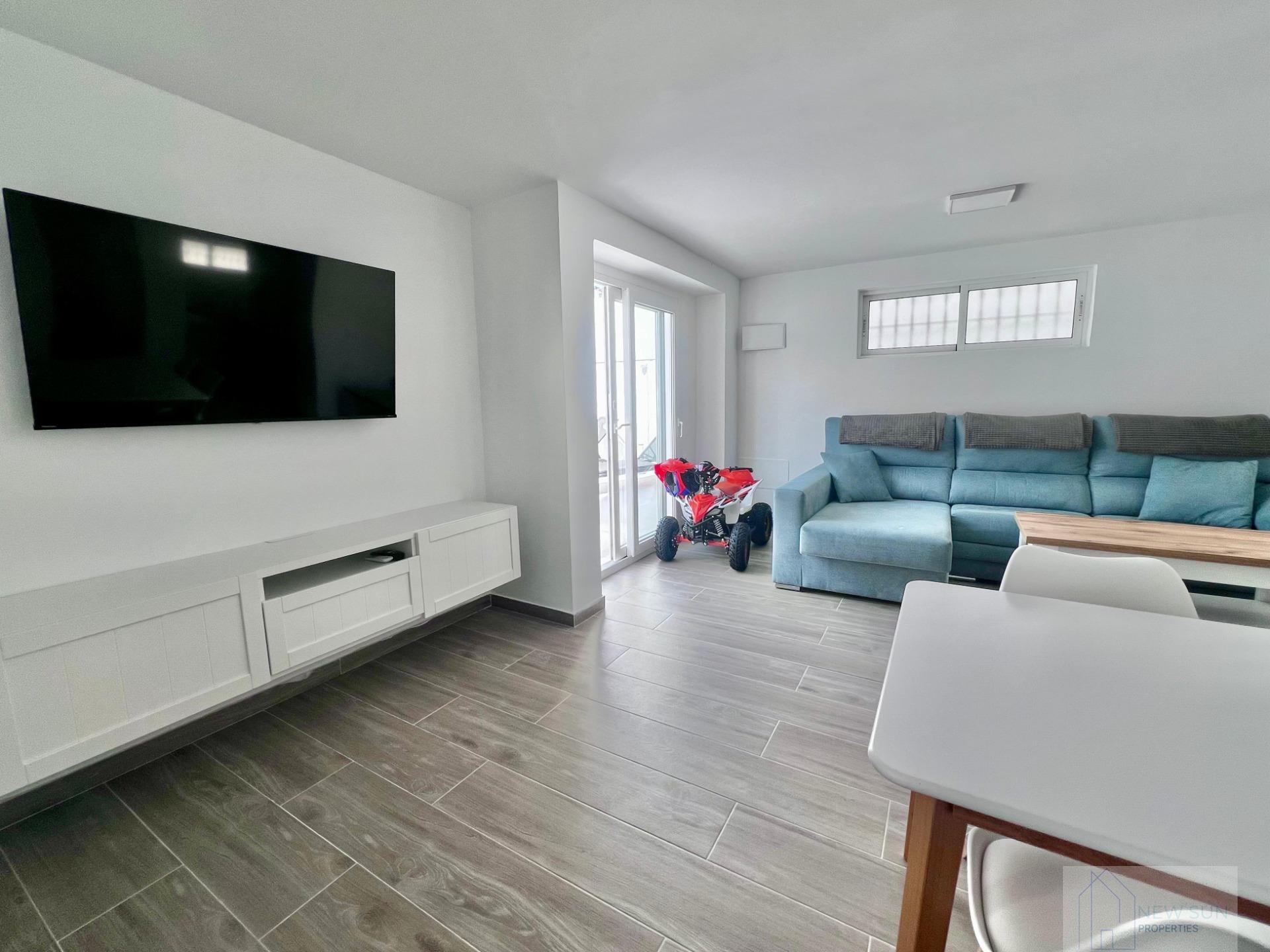 Venta de villa en San Miguel de Salinas