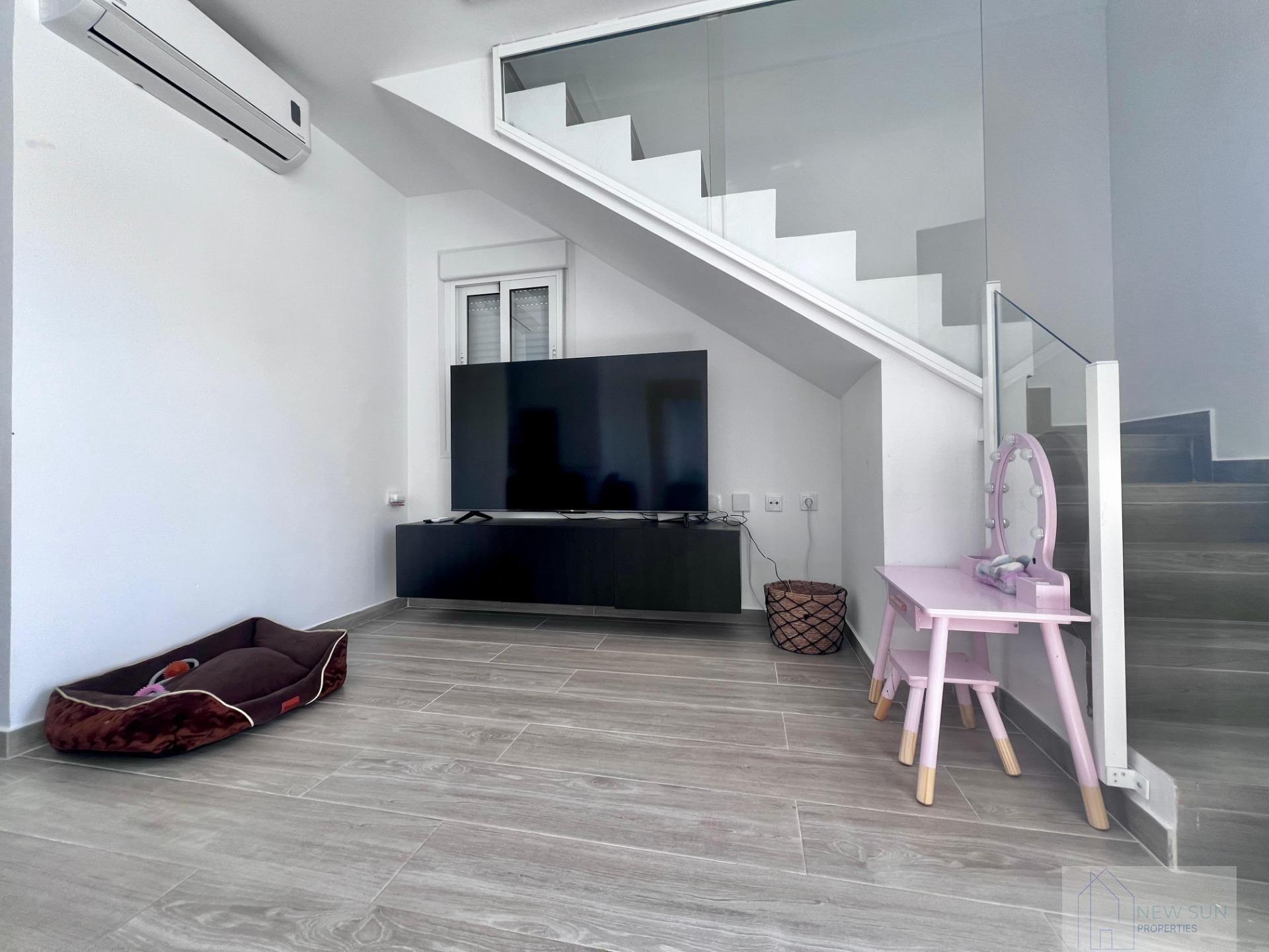 Venta de villa en San Miguel de Salinas