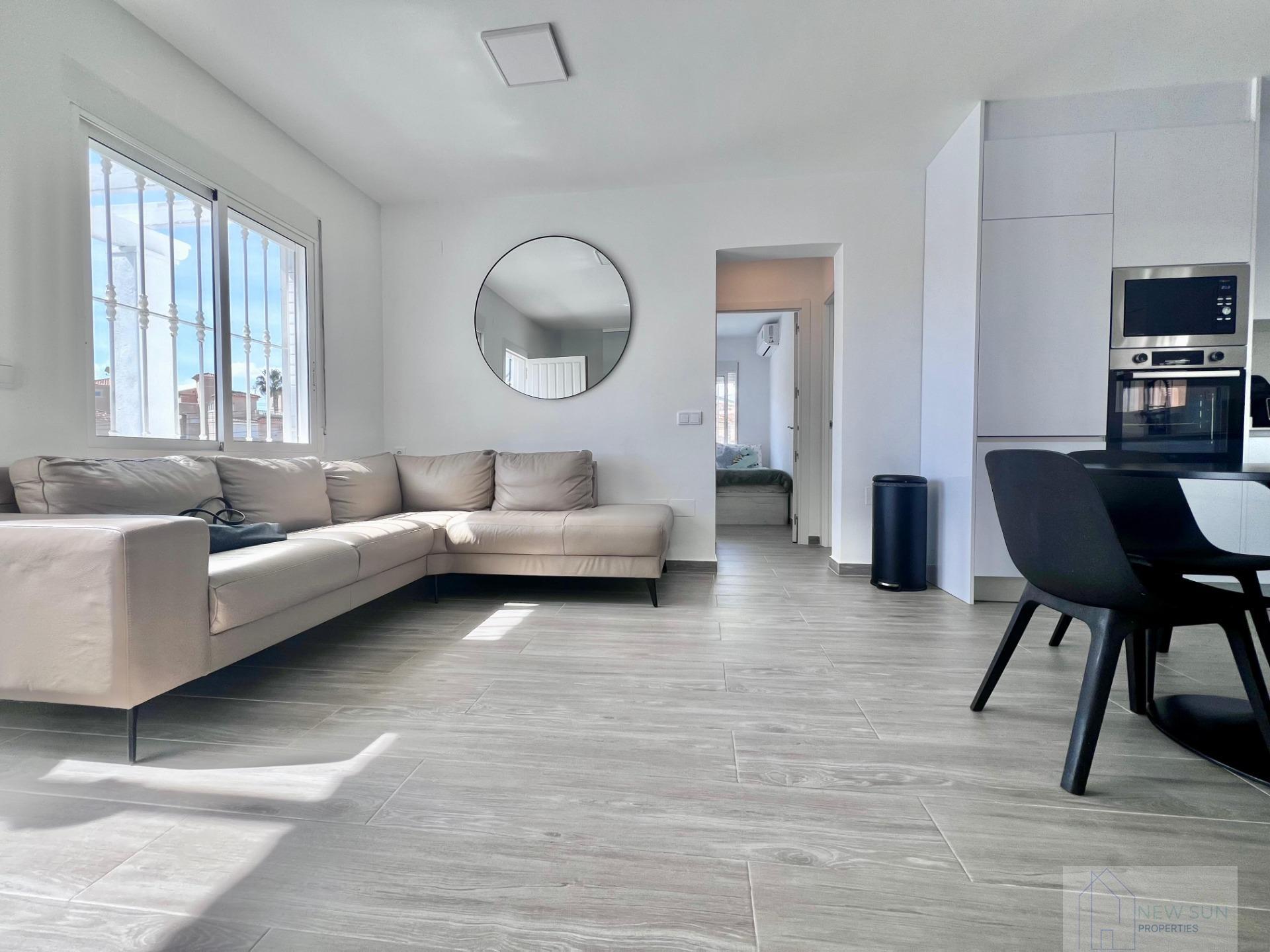 Venta de villa en San Miguel de Salinas