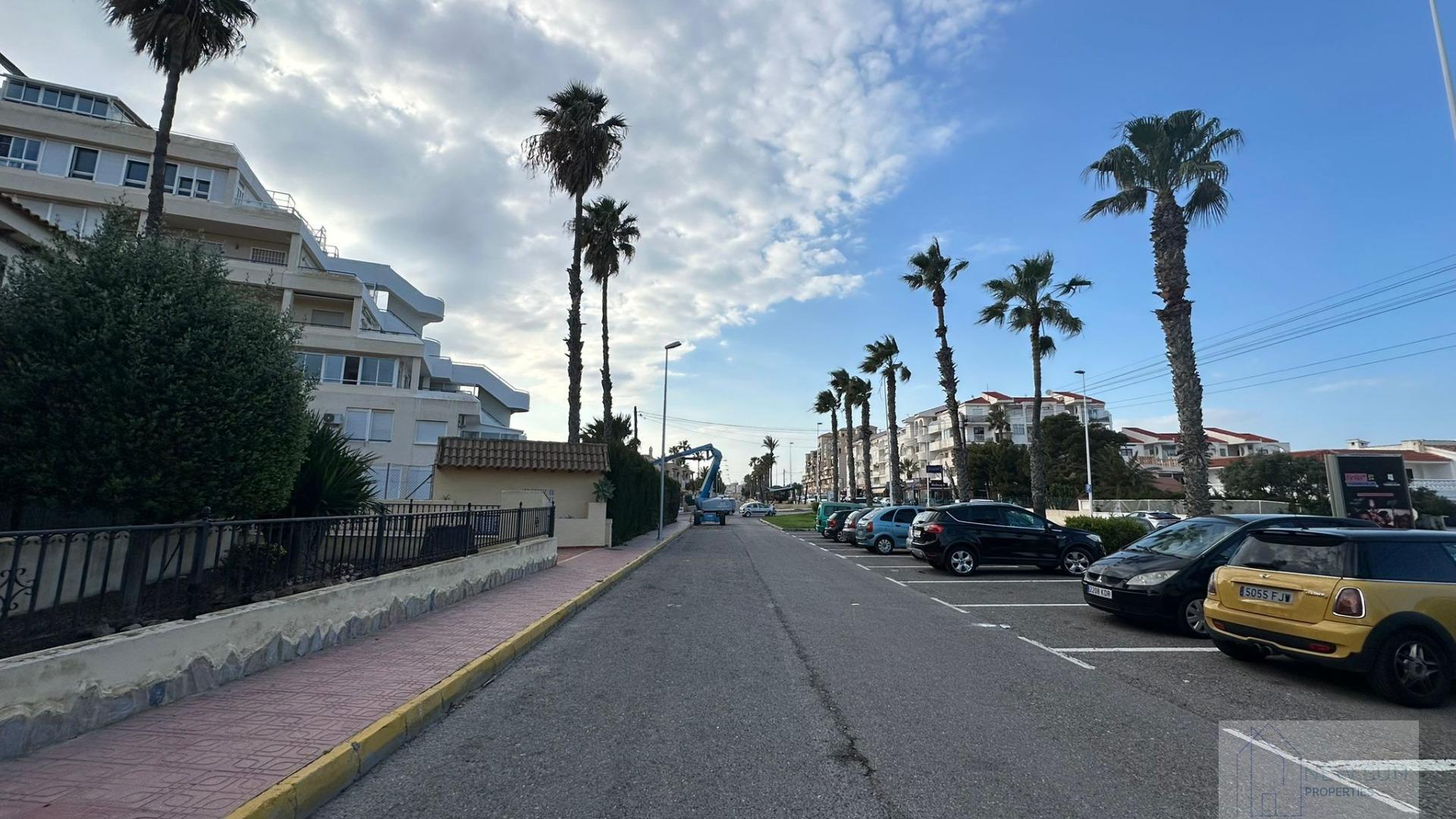 Venta de planta baja en Torrevieja