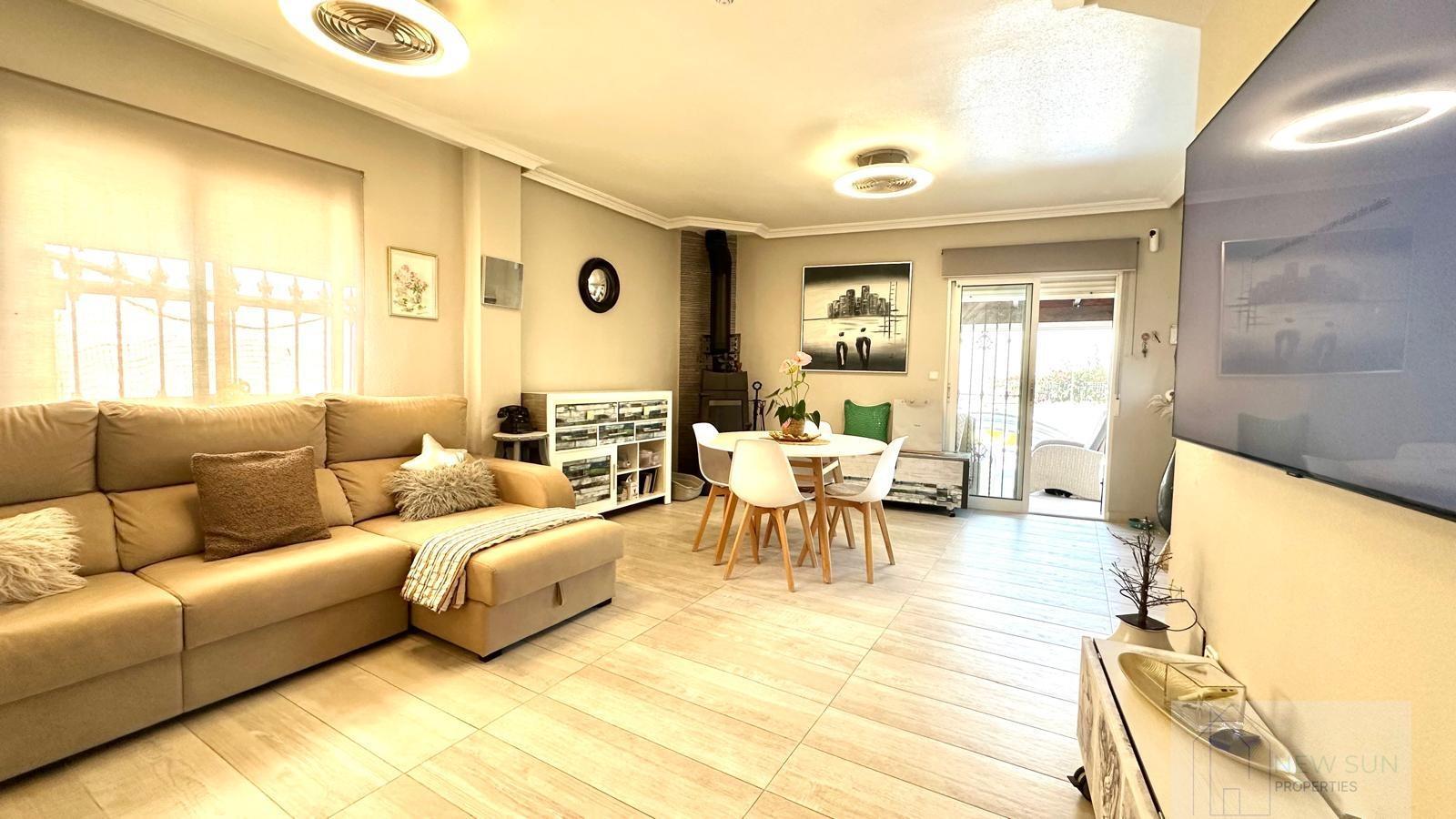 Venta de chalet en Orihuela Costa