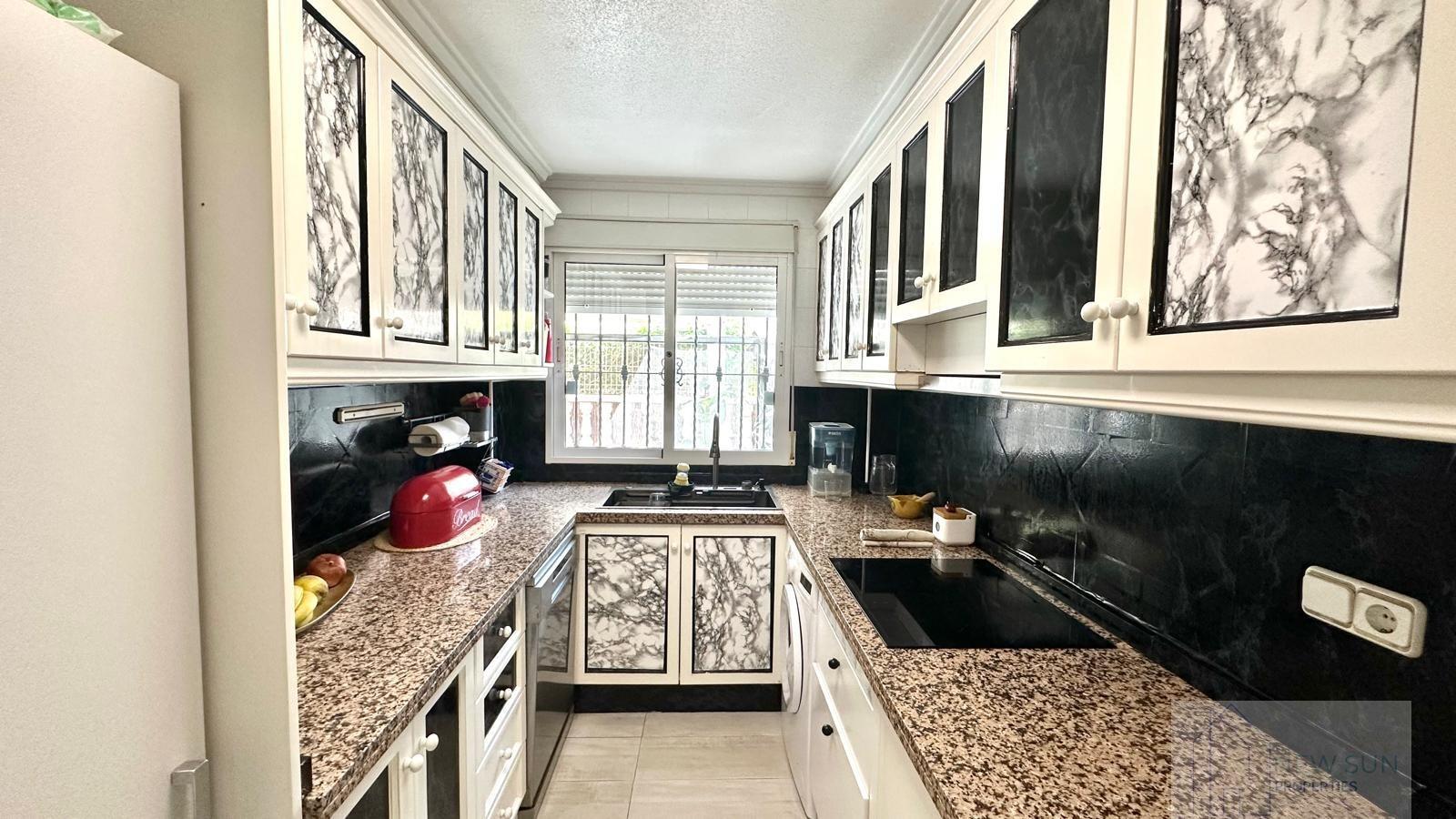 Venta de chalet en Orihuela Costa